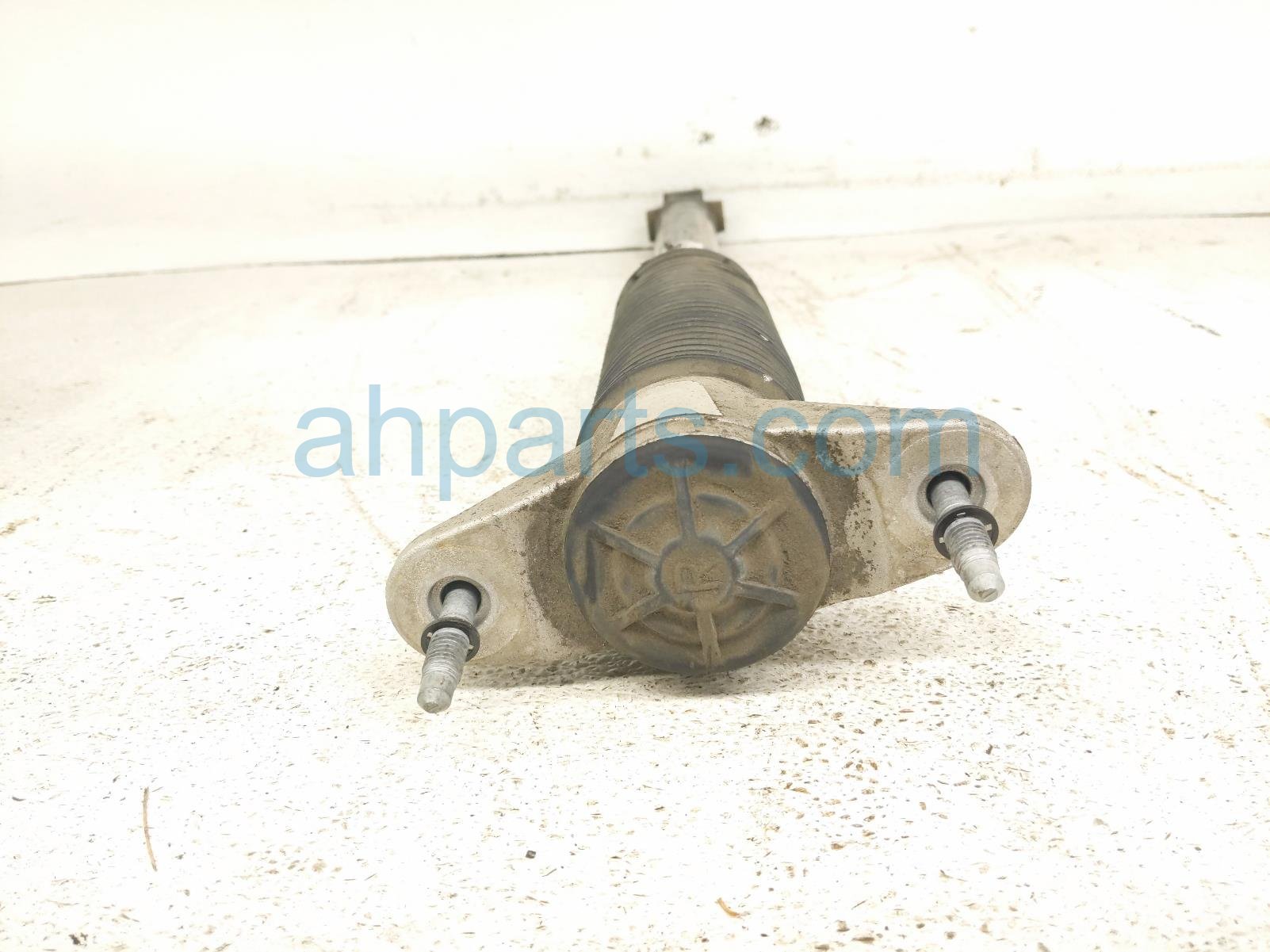 2021 Tesla Model Y Strut / Spring / Rear Passenger Shock Absorber 1188463 00 D Replacement 2021 Tesla Model Y Strut / Spring / Rear Passenger Shock Absorber 1188463 00 D Replacement thumbnail