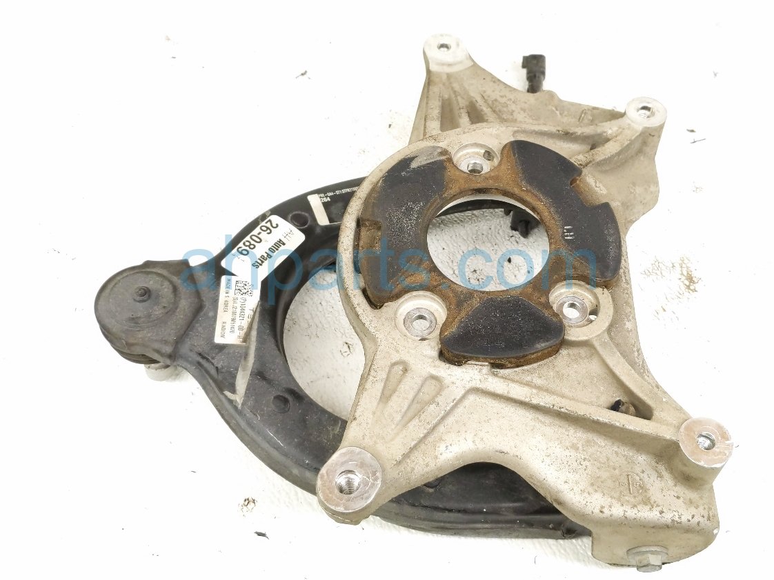 2021 Tesla Model Y Front Driver Upper Control Arm 1044321 00 H Replacement 2021 Tesla Model Y Front Driver Upper Control Arm 1044321 00 H Replacement thumbnail