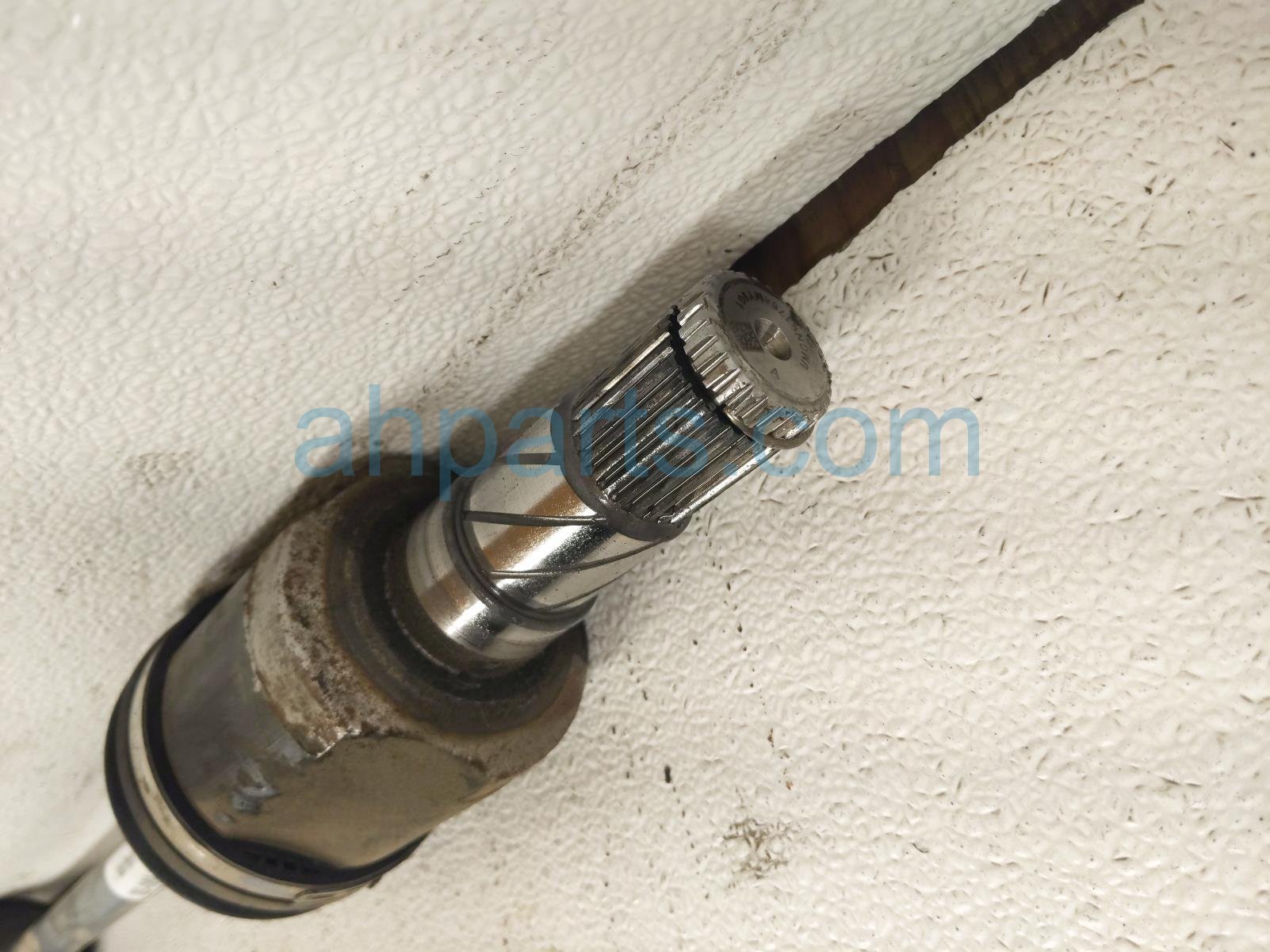 2021 Tesla Model Y Rear Passenger Cv Axle Drive Shaft 1188161 00 D Replacement 2021 Tesla Model Y Rear Passenger Cv Axle Drive Shaft 1188161 00 D Replacement thumbnail