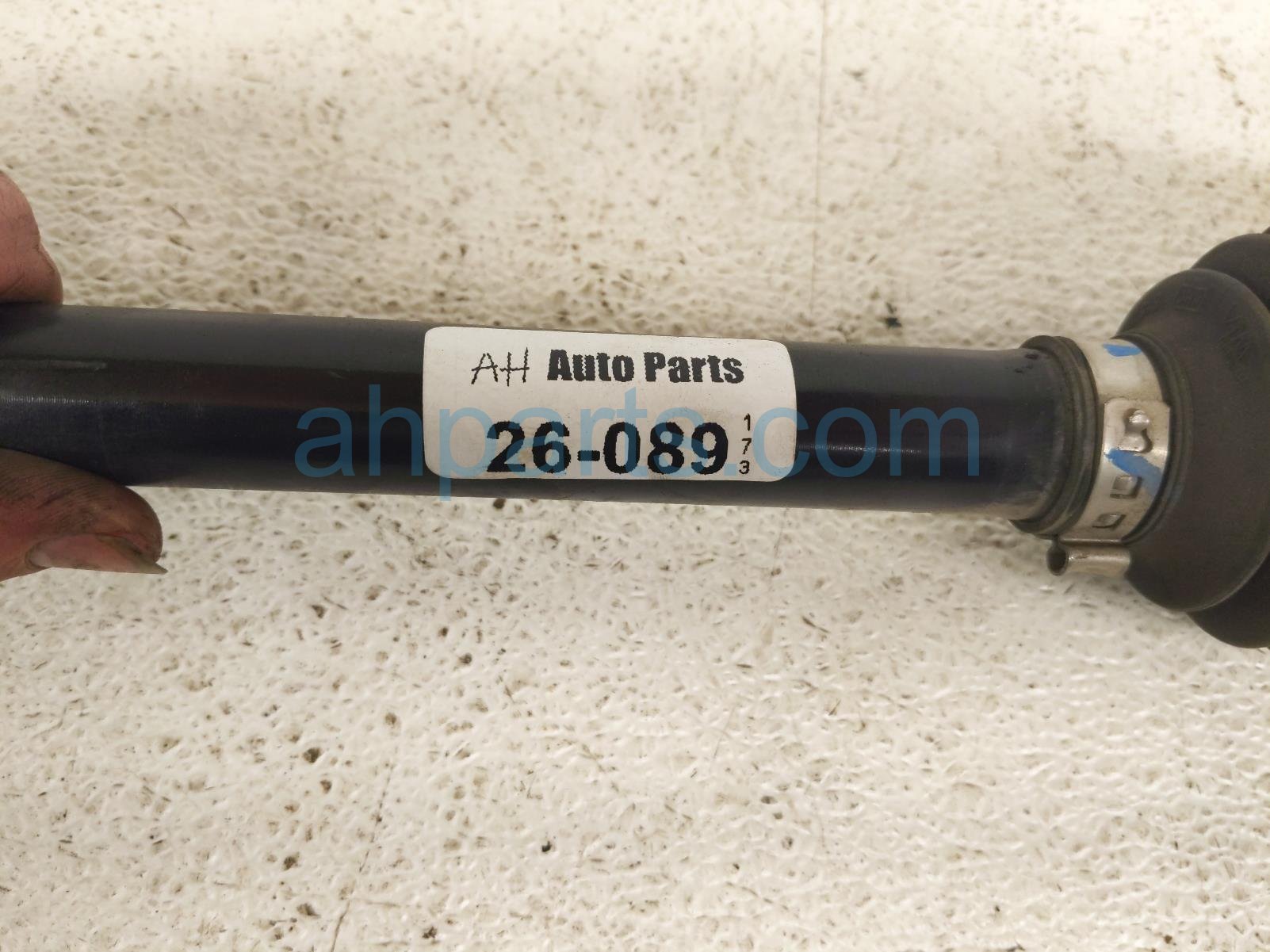 2021 Tesla Model Y Rear Passenger Cv Axle Drive Shaft 1188161 00 D Replacement 2021 Tesla Model Y Rear Passenger Cv Axle Drive Shaft 1188161 00 D Replacement thumbnail
