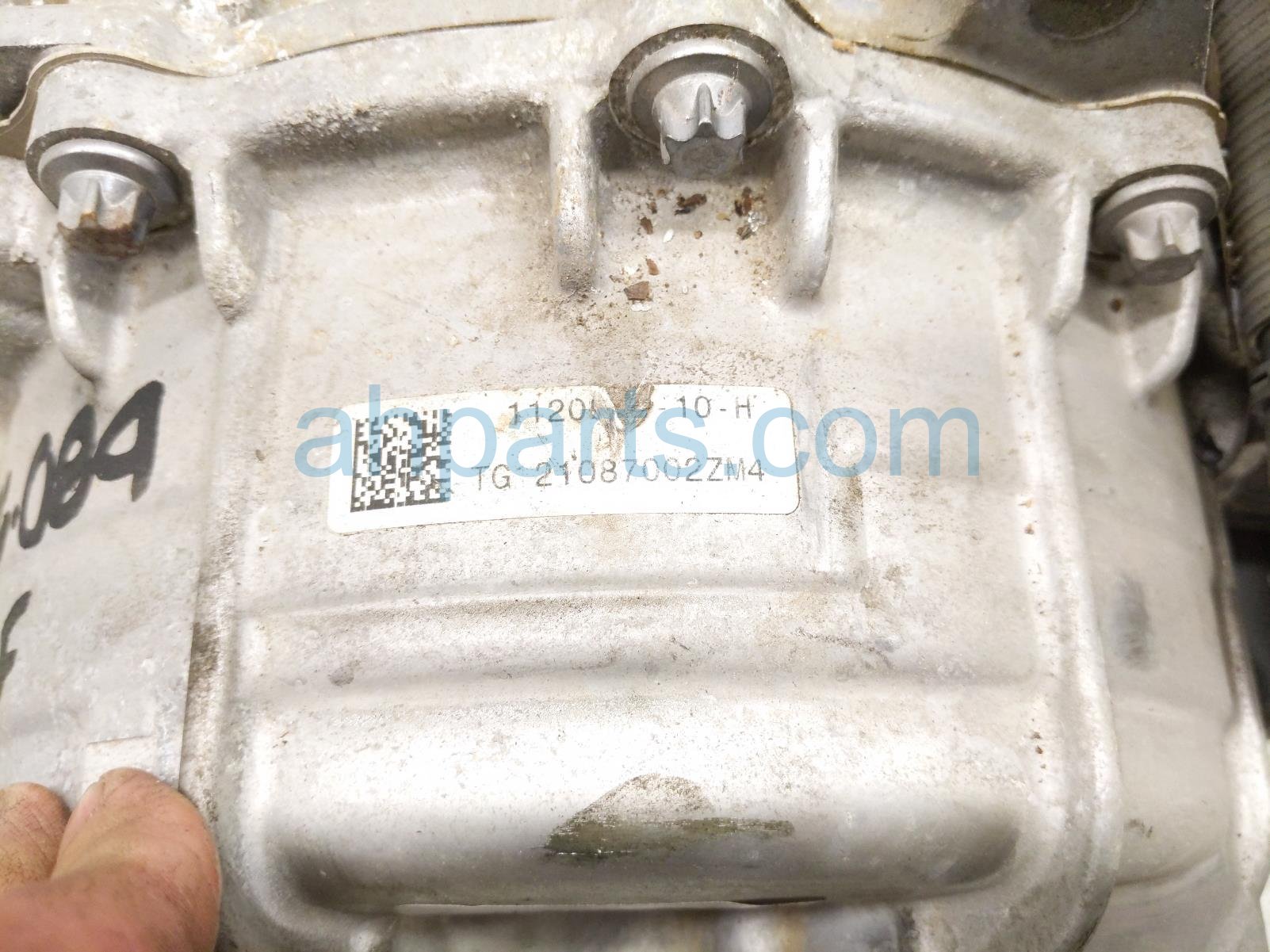 2021 Tesla Model Y Engine / Front Electric Motor = 121k Mi 1085693 20 F Replacement 2021 Tesla Model Y Engine / Front Electric Motor = 121k Mi 1085693 20 F Replacement thumbnail