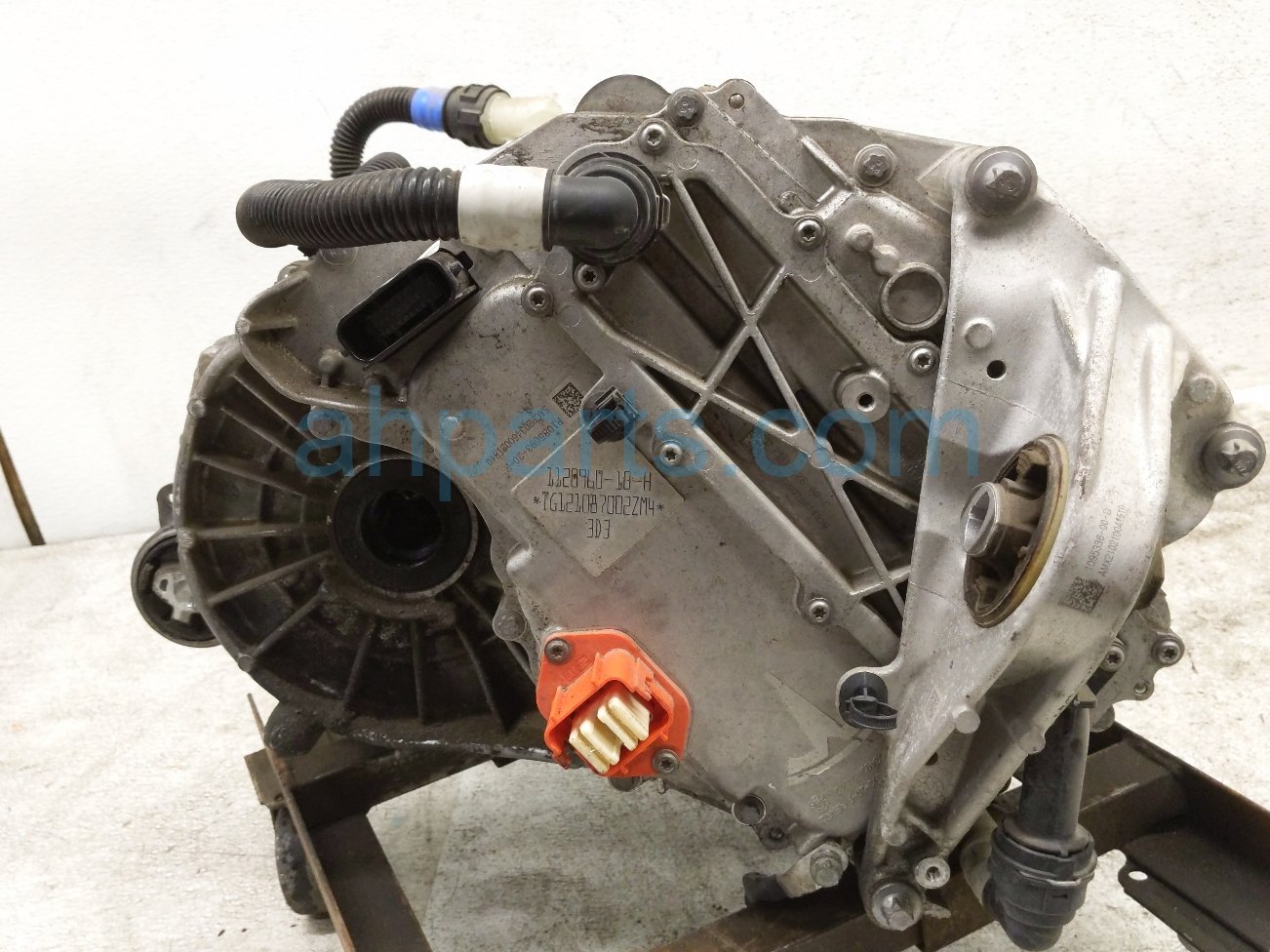 2021 Tesla Model Y Engine / Front Electric Motor = 121k Mi 1085693 20 F Replacement 2021 Tesla Model Y Engine / Front Electric Motor = 121k Mi 1085693 20 F Replacement thumbnail