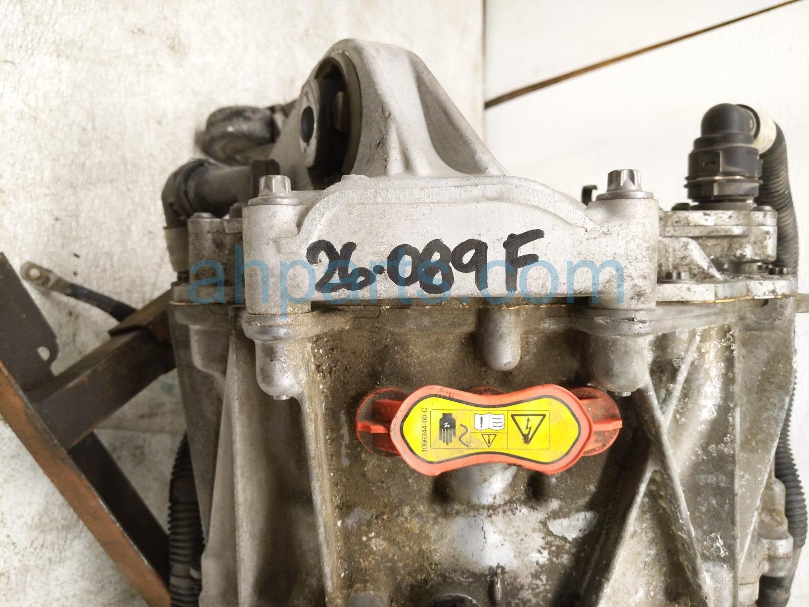 2021 Tesla Model Y Engine / Front Electric Motor = 121k Mi 1085693 20 F Replacement 2021 Tesla Model Y Engine / Front Electric Motor = 121k Mi 1085693 20 F Replacement thumbnail