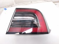 Tesla RH TAIL LAMP (ON BODY) Tesla RH TAIL LAMP (ON BODY)