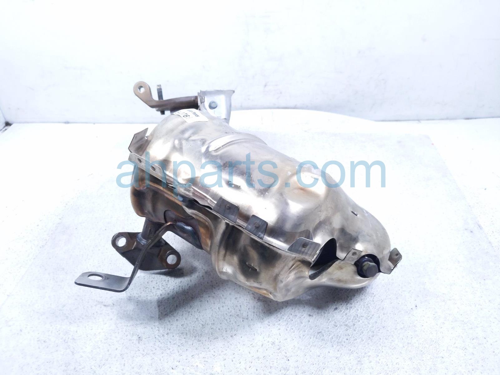 2023 Nissan Rogue Manifold Front Exhaust Converter 200A0 6RR0B Replacement 2023 Nissan Rogue Manifold Front Exhaust Converter 200A0 6RR0B Replacement thumbnail