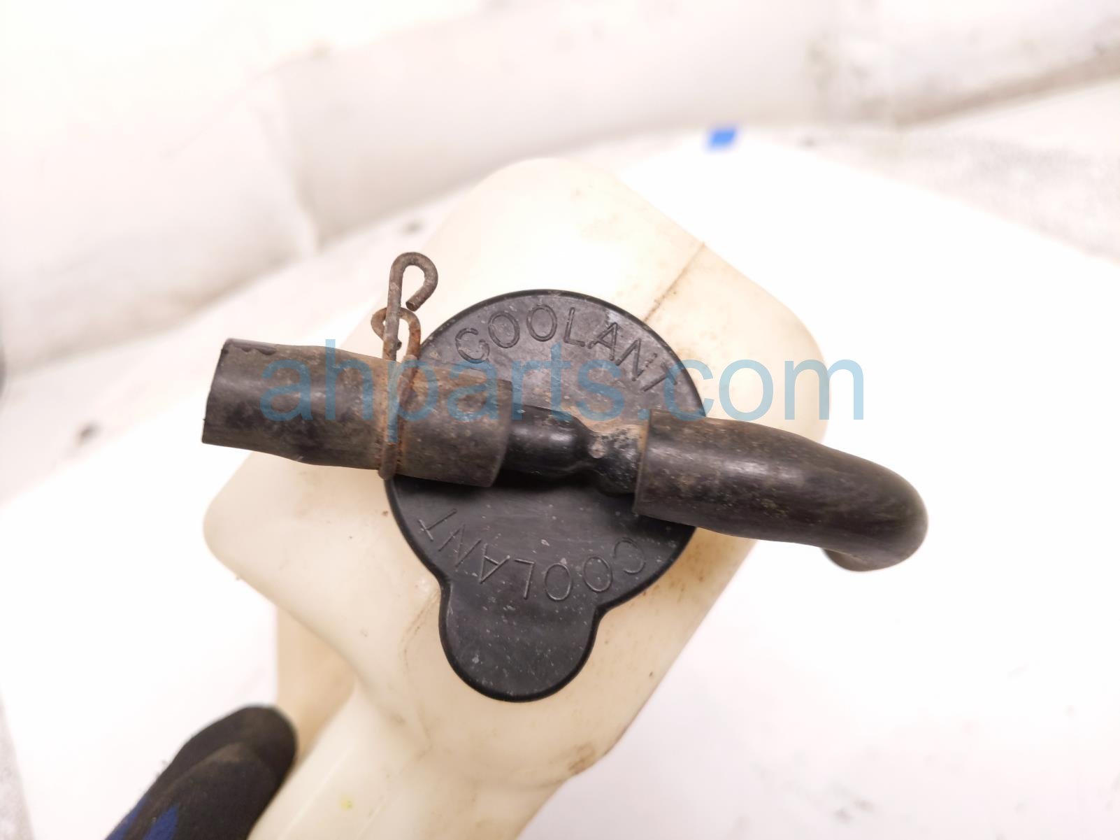 2004 Toyota Tacoma Coolant Overflow Reservoir Tank 16470 0C011 Replacement 2004 Toyota Tacoma Coolant Overflow Reservoir Tank 16470 0C011 Replacement thumbnail