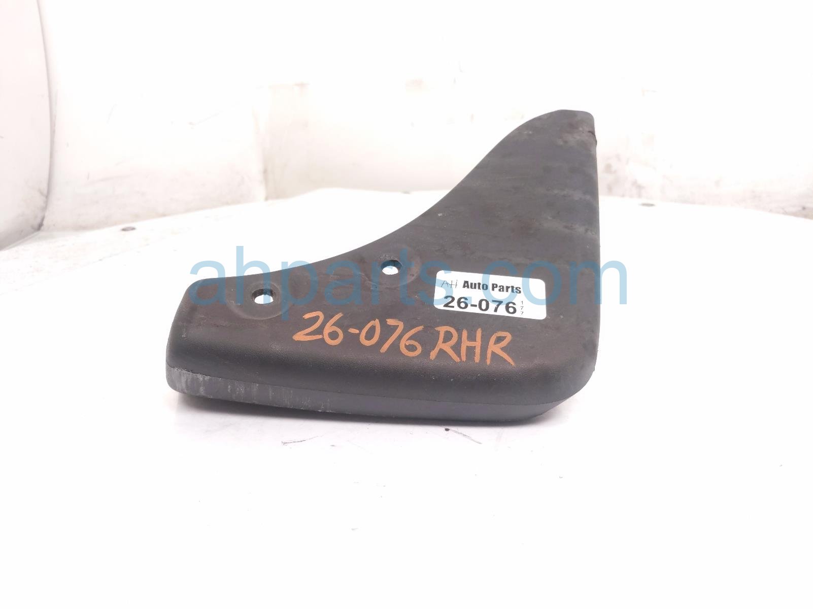 Nissan RR/RH MUD GUARD / SPLASH GUARD