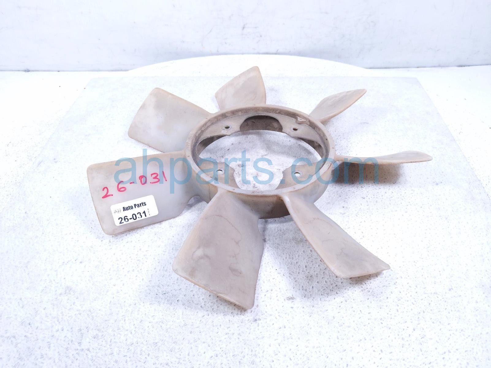 2004 Toyota Tacoma 7 spoke Radiator Cooling Fan Blade 16361 75020 Replacement 2004 Toyota Tacoma 7 spoke Radiator Cooling Fan Blade 16361 75020 Replacement