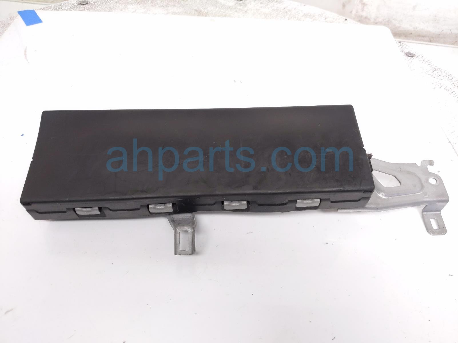 Honda PASSENGER KNEE AIR BAG