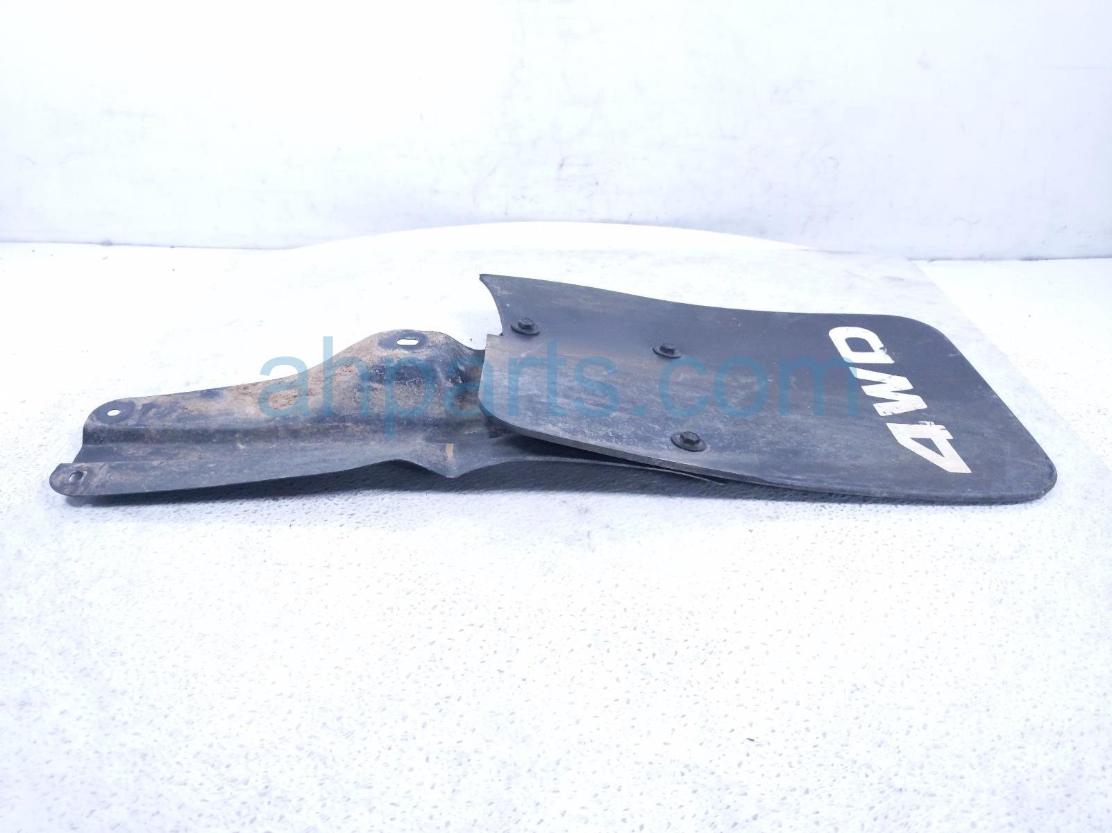 2004 Toyota Tacoma Rear Passenger Mud Flap / Splash Guard 76625 04031 Replacement 2004 Toyota Tacoma Rear Passenger Mud Flap / Splash Guard 76625 04031 Replacement thumbnail