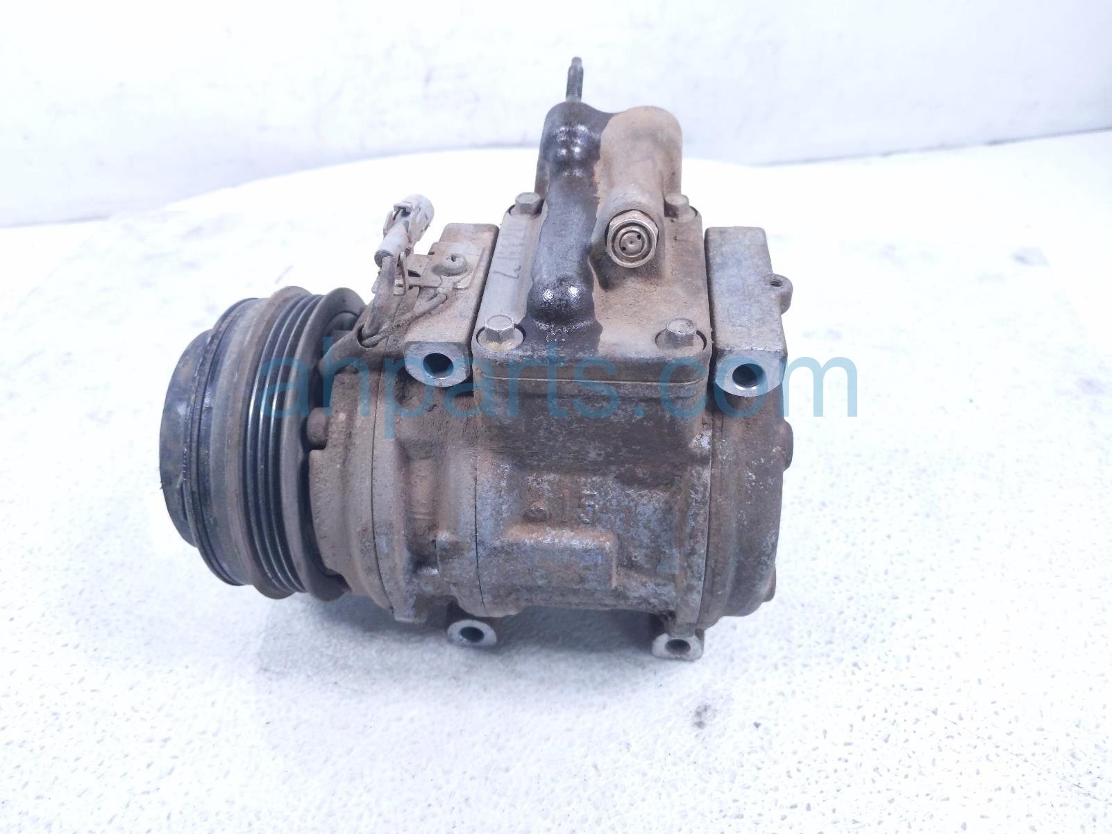 2004 Toyota Tacoma Air + Clutch Ac Pump / Compressor 2.7l 88320 35540 84 Replacement 2004 Toyota Tacoma Air + Clutch Ac Pump / Compressor 2.7l 88320 35540 84 Replacement thumbnail