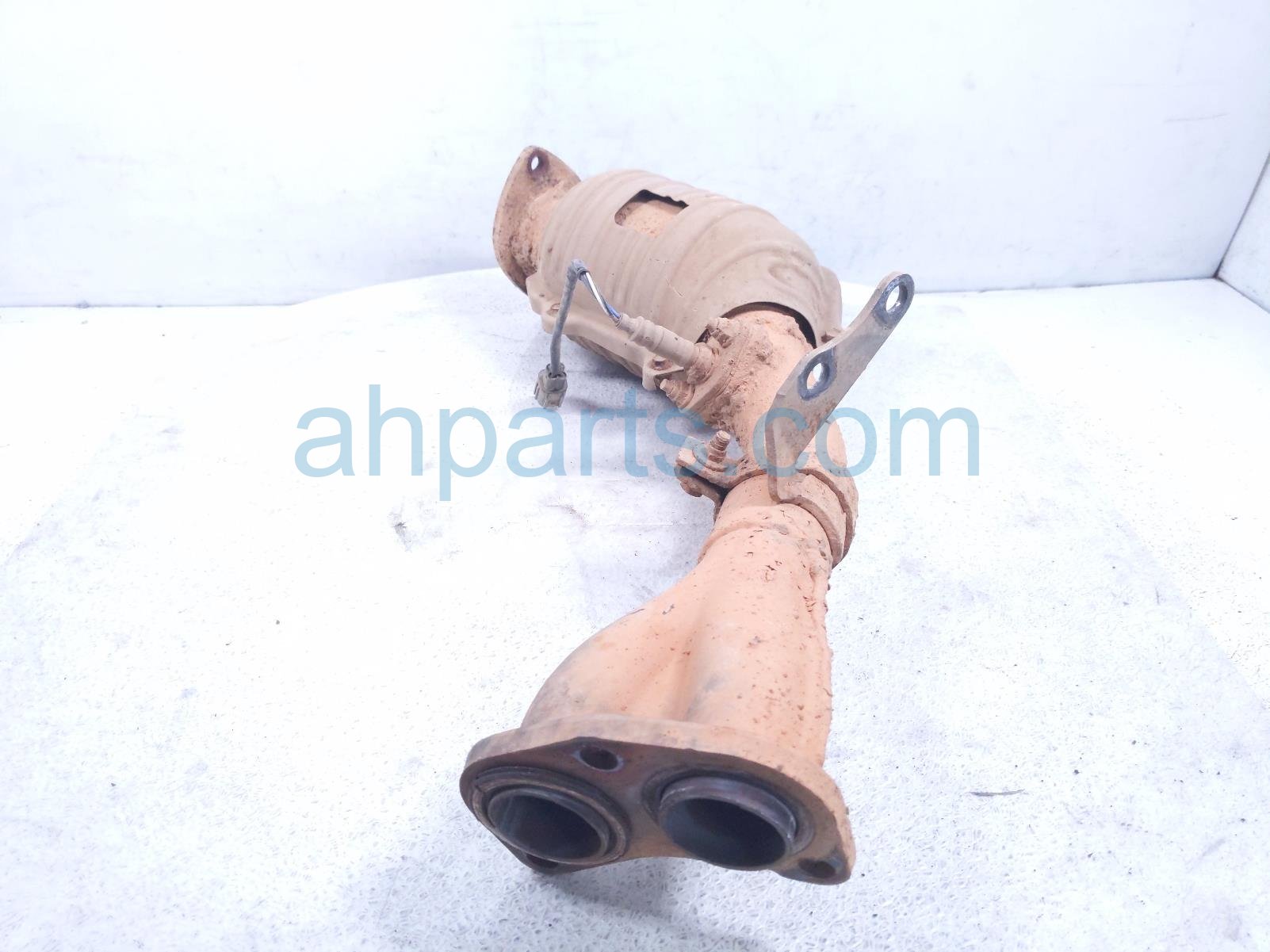 2004 Toyota Tacoma Catalytic Center Exhaust Conv 2.7l 4x4 17410 0C041 Replacement 2004 Toyota Tacoma Catalytic Center Exhaust Conv 2.7l 4x4 17410 0C041 Replacement thumbnail