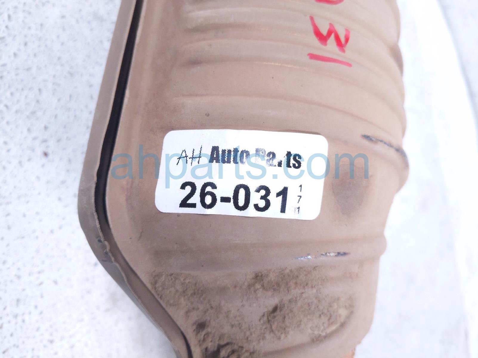 2004 Toyota Tacoma Catalytic Center Exhaust Conv 2.7l 4x4 17410 0C041 Replacement 2004 Toyota Tacoma Catalytic Center Exhaust Conv 2.7l 4x4 17410 0C041 Replacement thumbnail