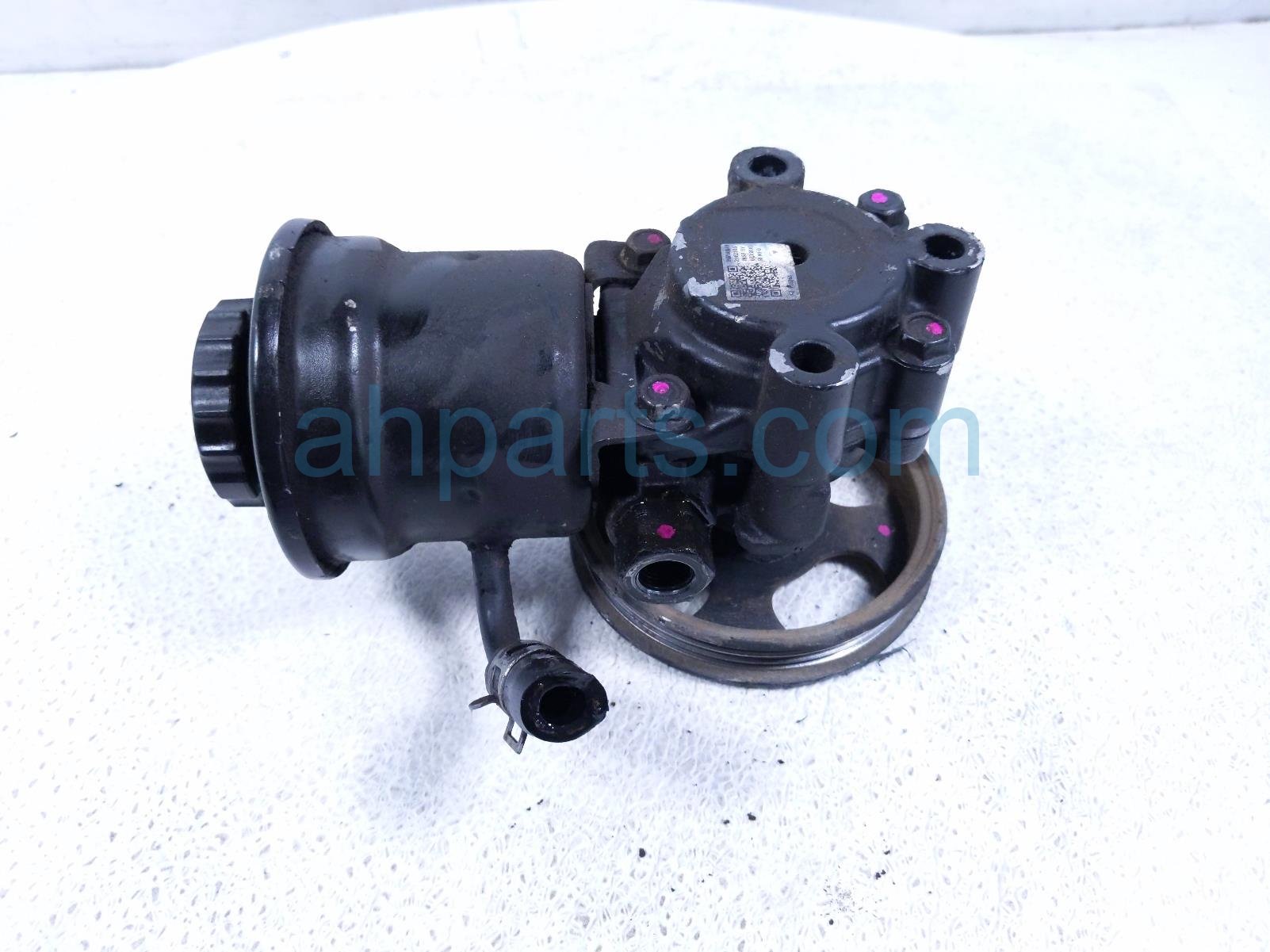 2004 Toyota Tacoma Power Steering Pump W/reservoir 44310 04120 Replacement 2004 Toyota Tacoma Power Steering Pump W/reservoir 44310 04120 Replacement thumbnail