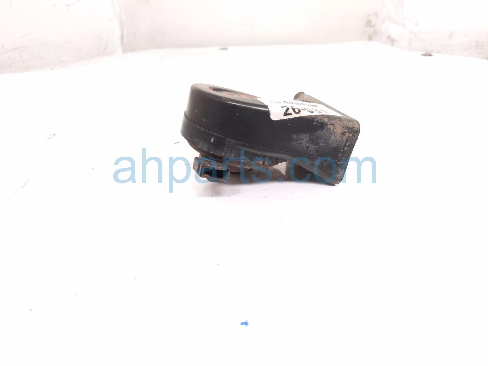 2004 Toyota Tacoma Low Pitch Horn 86520 04010 Replacement 2004 Toyota Tacoma Low Pitch Horn 86520 04010 Replacement thumbnail