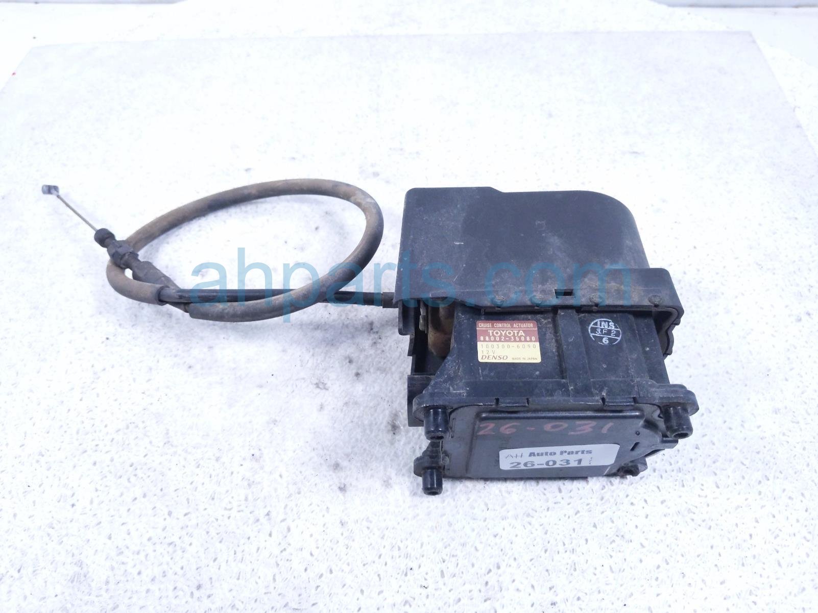 2004 Toyota Tacoma Cruise Control Actuator 88200 35290 Replacement 2004 Toyota Tacoma Cruise Control Actuator 88200 35290 Replacement thumbnail