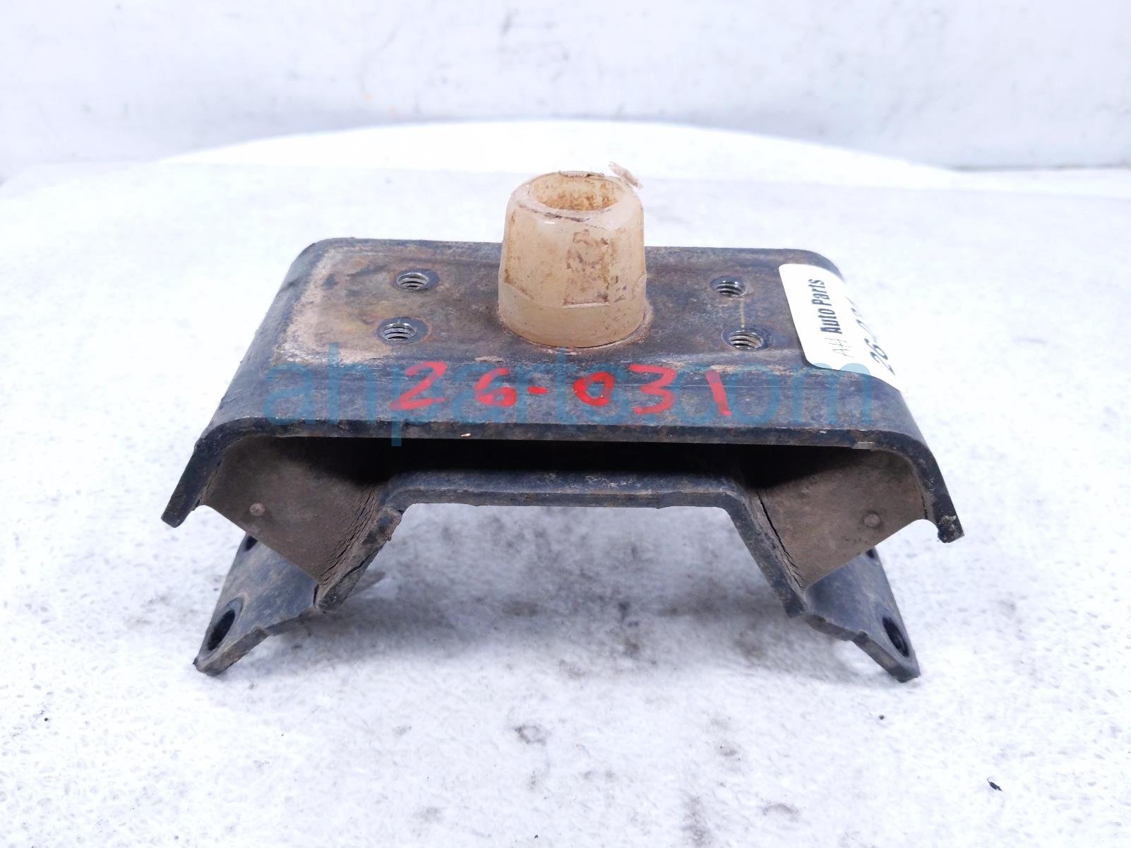 2004 Toyota Tacoma Engine/motor Transmission Mount 2.7l 4x4 12371 0C030 Replacement 2004 Toyota Tacoma Engine/motor Transmission Mount 2.7l 4x4 12371 0C030 Replacement thumbnail