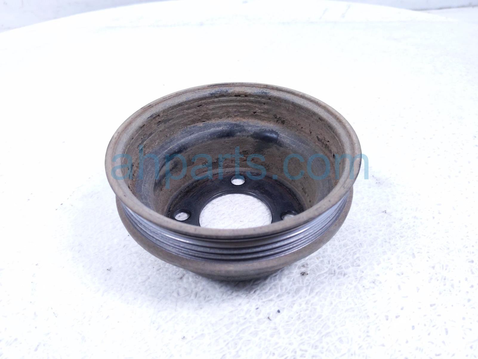 2004 Toyota Tacoma Fan Clutch Pulley 16371 75030 Replacement 2004 Toyota Tacoma Fan Clutch Pulley 16371 75030 Replacement thumbnail
