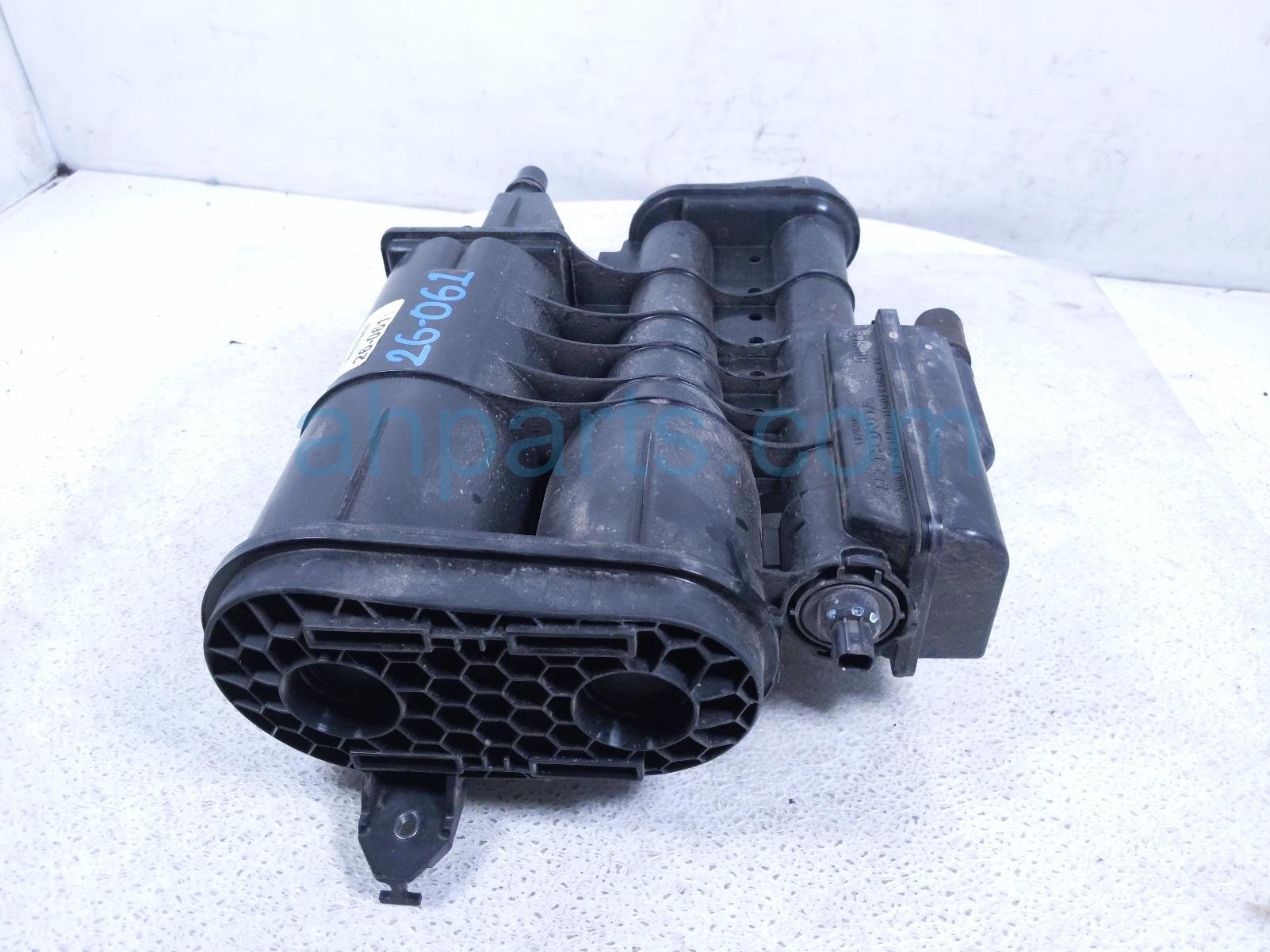 2025 Honda Civic Fuel Vapor Charcoal Canister 2.0l 17011 T20 A01 Replacement 2025 Honda Civic Fuel Vapor Charcoal Canister 2.0l 17011 T20 A01 Replacement thumbnail