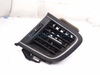 Honda RH DASHBOARD AIR VENT OUTLET - BLK Honda RH DASHBOARD AIR VENT OUTLET - BLK
