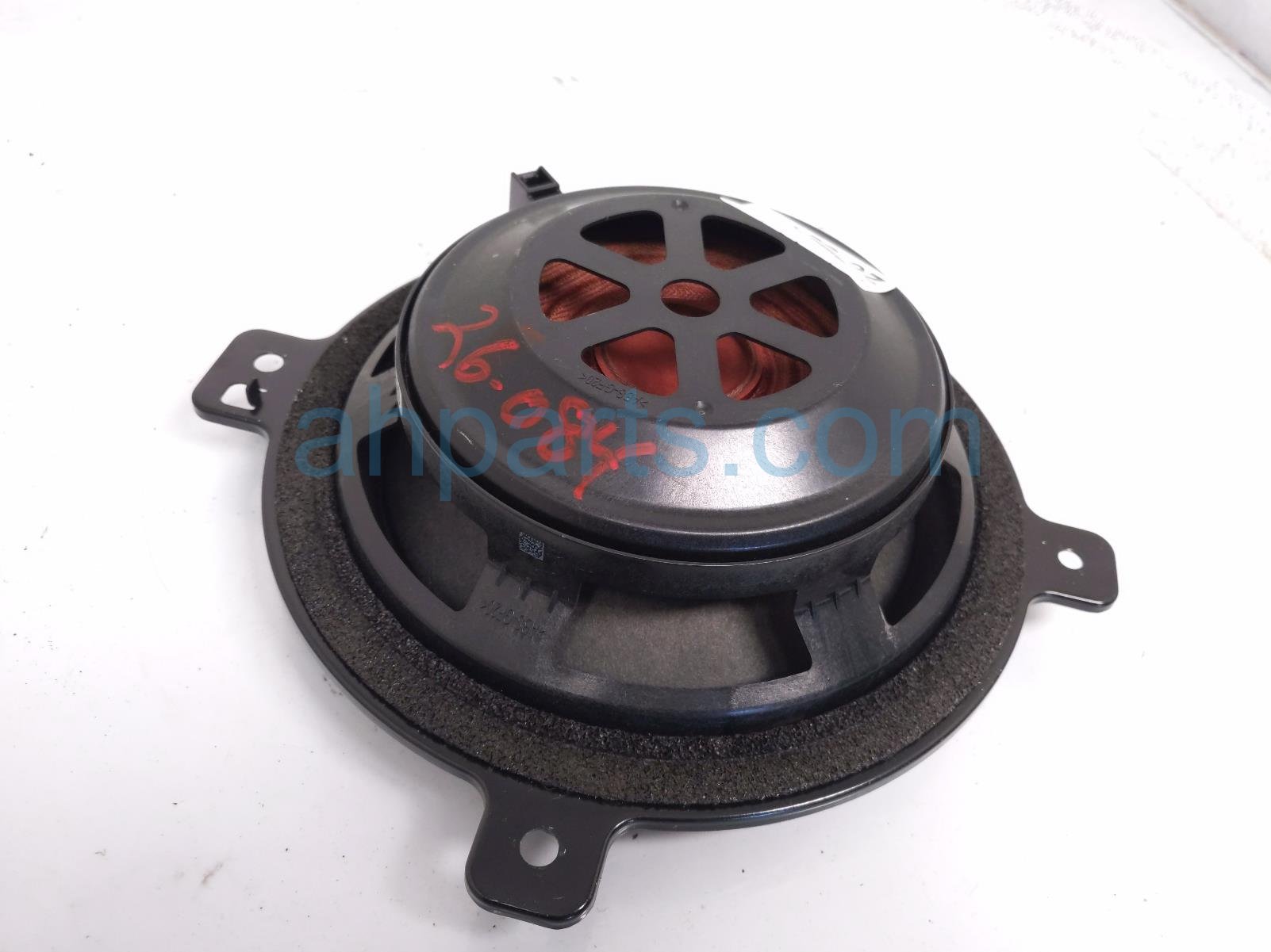 2022 Honda Civic Speaker / Sub Woofer Unit 8A440 T20 A01 Replacement 2022 Honda Civic Speaker / Sub Woofer Unit 8A440 T20 A01 Replacement thumbnail