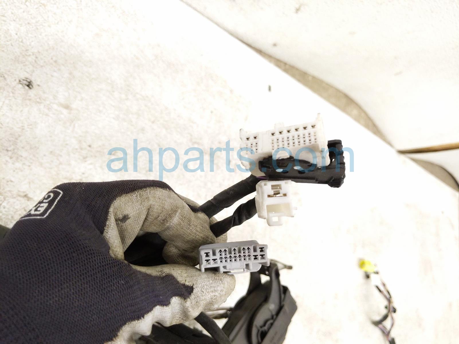 2018 Toyota Camry Engine Room Harness W/fuse 2.5l Xse 82116 06A50 Replacement 2018 Toyota Camry Engine Room Harness W/fuse 2.5l Xse 82116 06A50 Replacement thumbnail