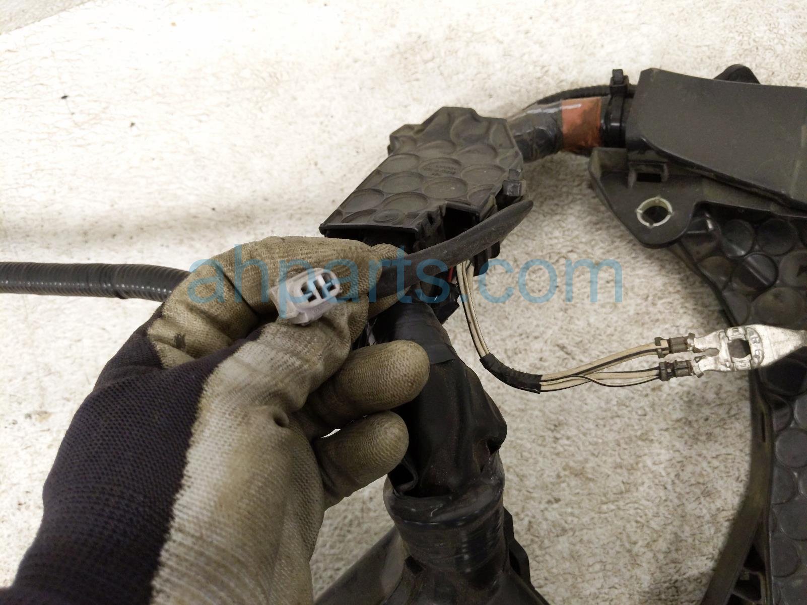 2018 Toyota Camry Engine Room Harness W/fuse 2.5l Xse 82116 06A50 Replacement 2018 Toyota Camry Engine Room Harness W/fuse 2.5l Xse 82116 06A50 Replacement thumbnail