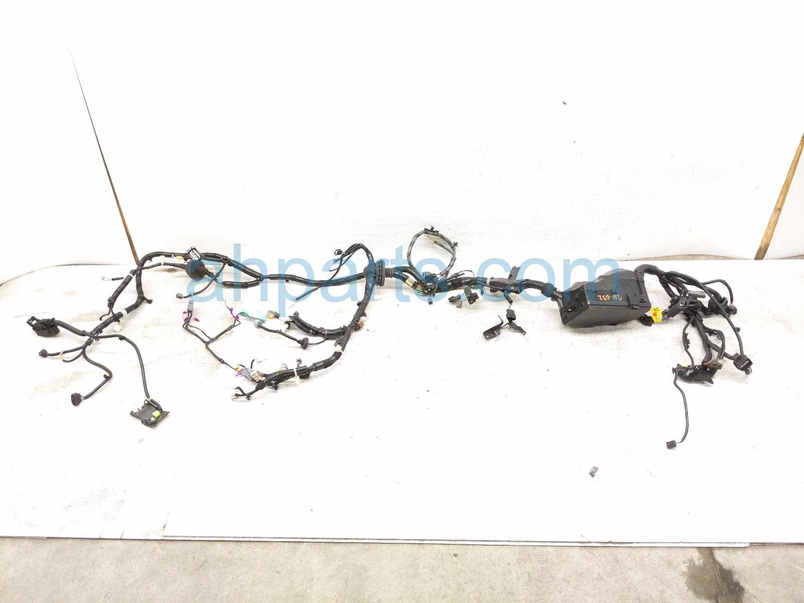 $349 Honda ENGINE ROOM HARNESS W/FUSE - HYB SP