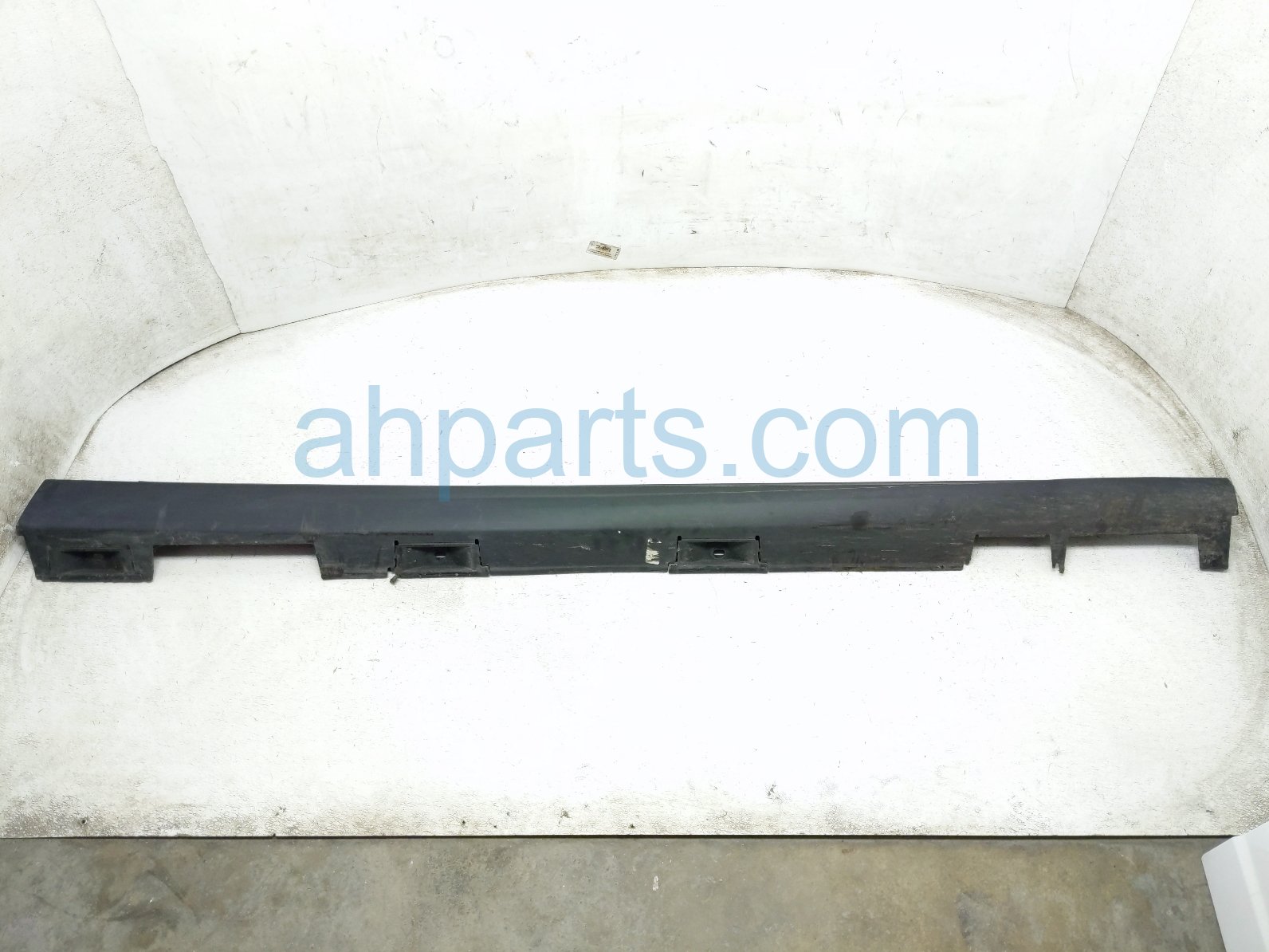 Honda RH SIDE SKIRT / MOLDING - BLACK