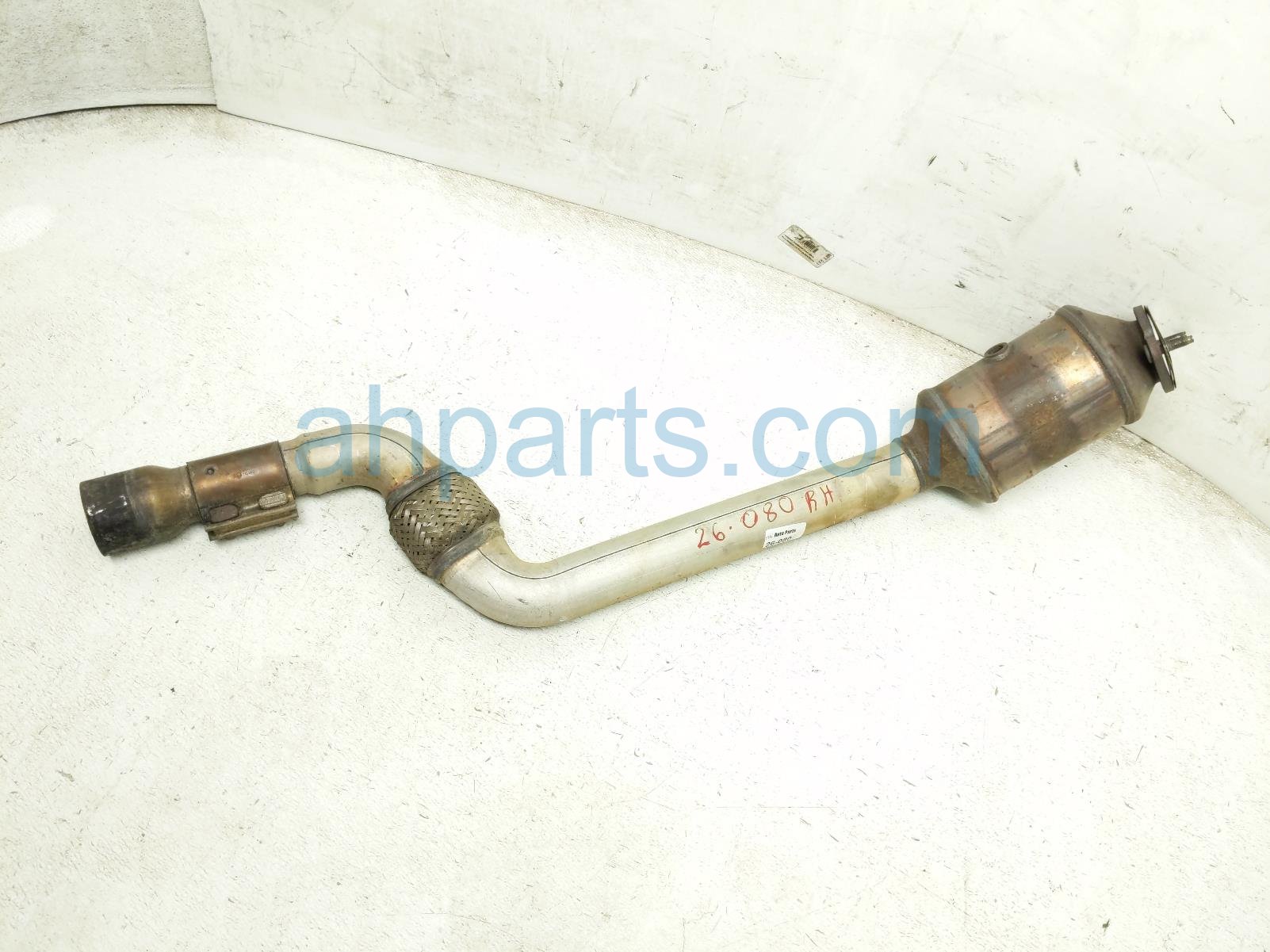 Ford RH EXHAUST CONVERTER - 5.0L