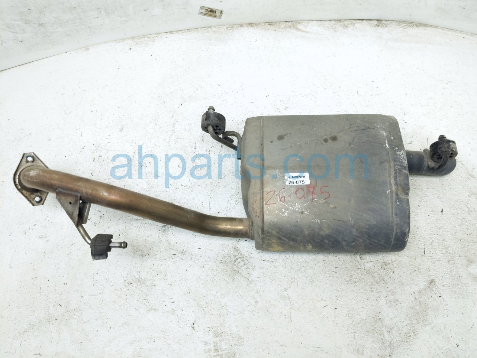 Toyota EXHAUST MUFFLER / TAIL PIPE - FWD
