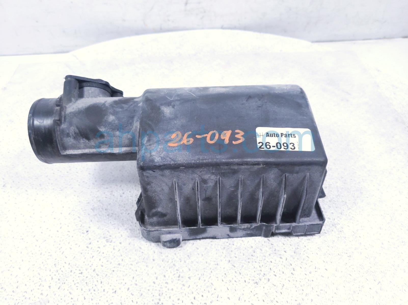 Honda AIR CLEANER INTAKE UPPER BOX