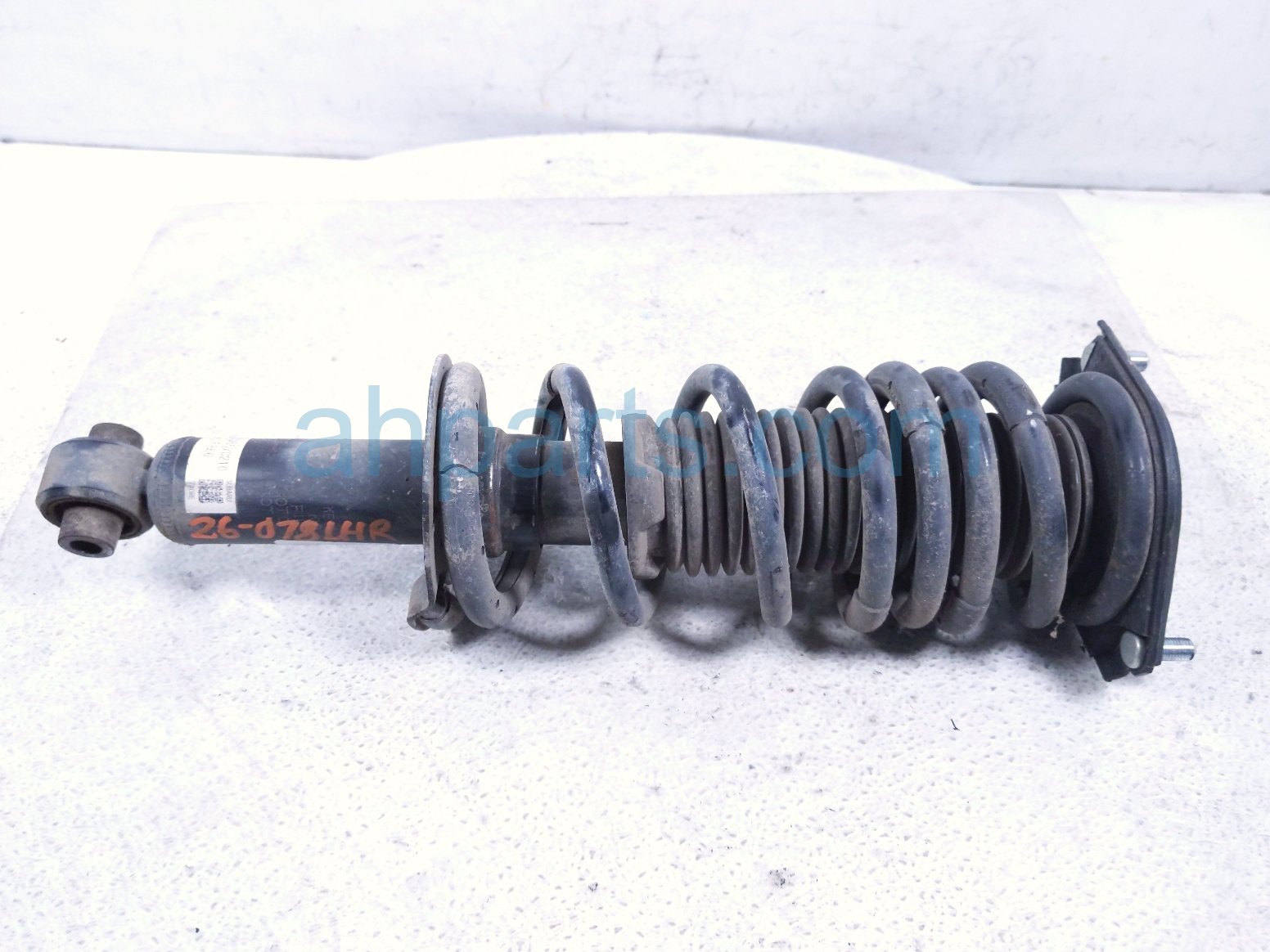 Subaru RR/LH STRUT + SPRING