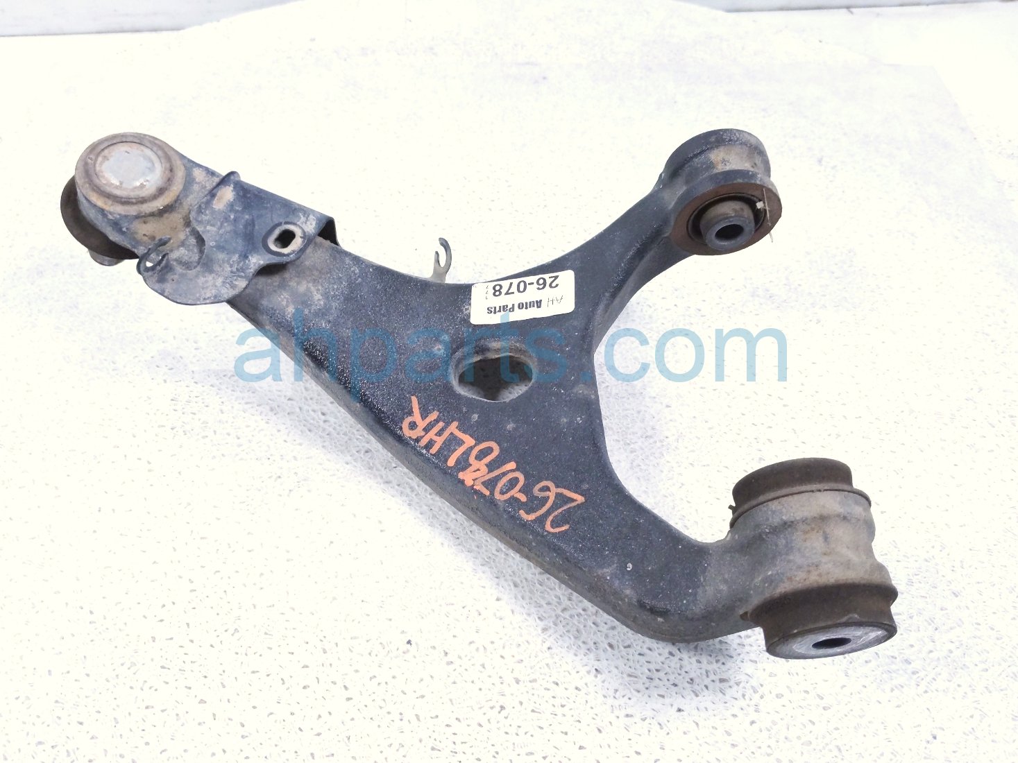 Subaru RR/LH UPPER CONTROL ARM