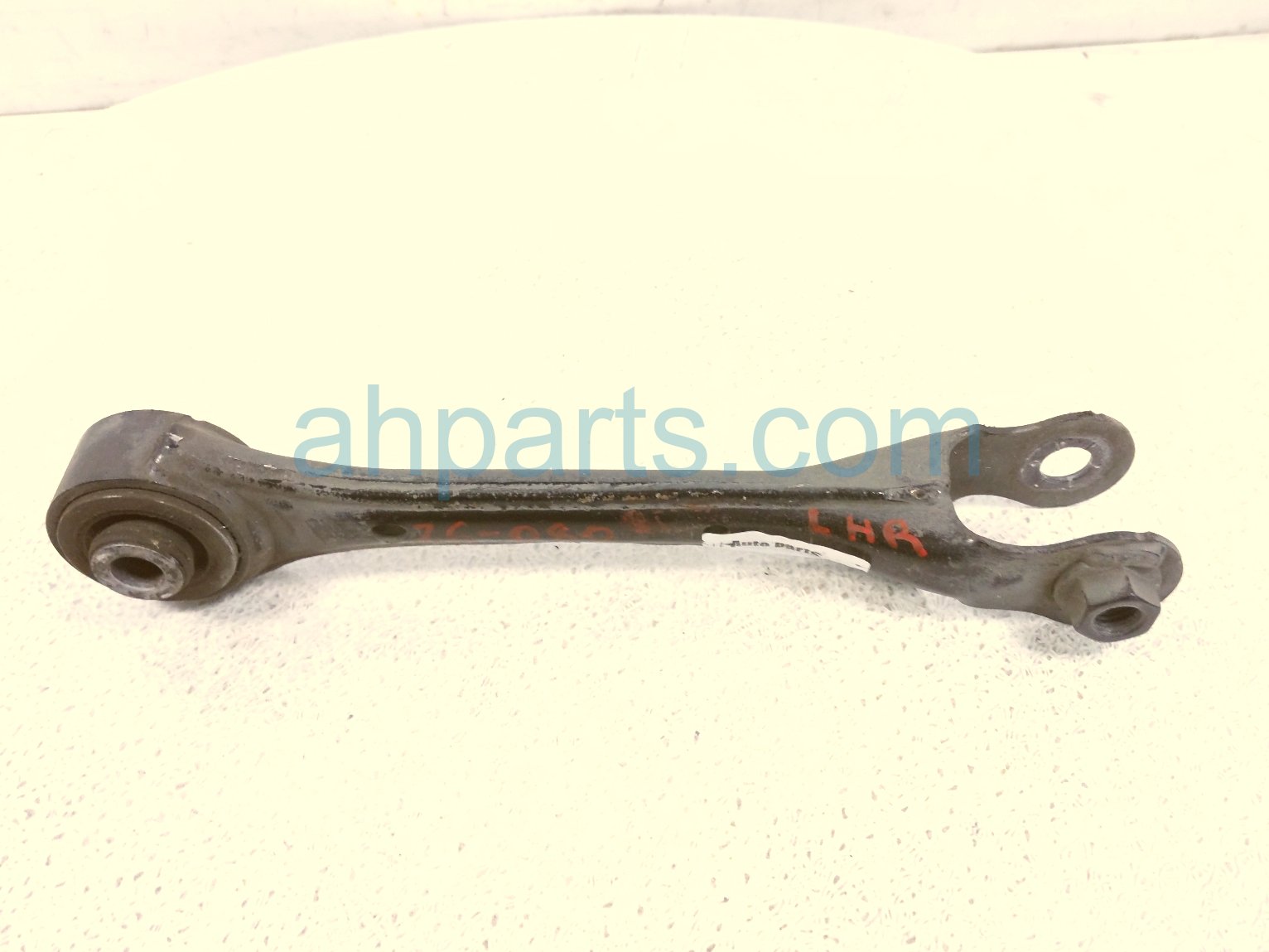 Ford RR/LH LATERAL CONTROL ARM