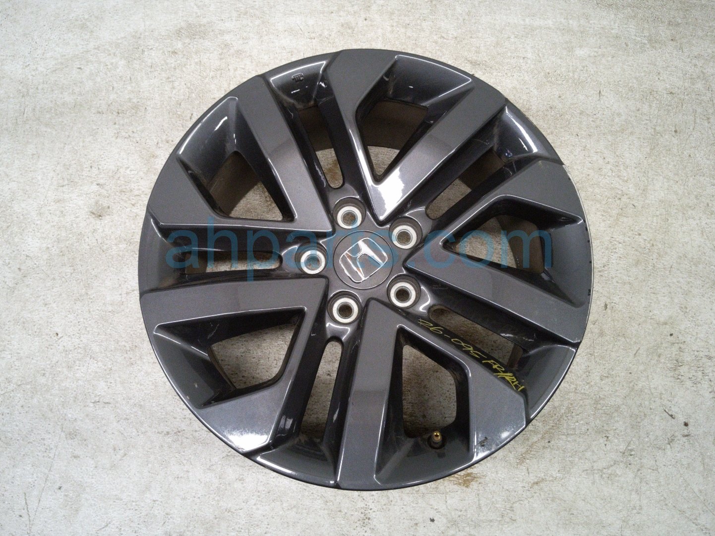 Honda FR/RH WHEEL / RIM -