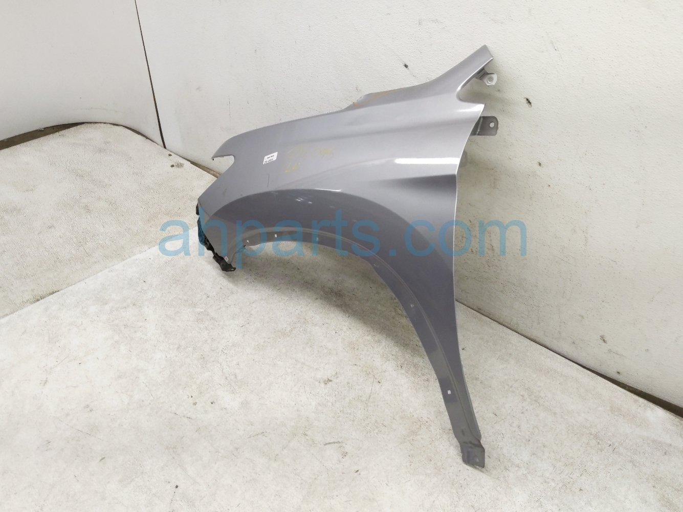 2023 Honda Ridgeline Front Driver Fender Silver *dent 60261 T6Z A00ZZ Replacement 2023 Honda Ridgeline Front Driver Fender Silver *dent 60261 T6Z A00ZZ Replacement thumbnail