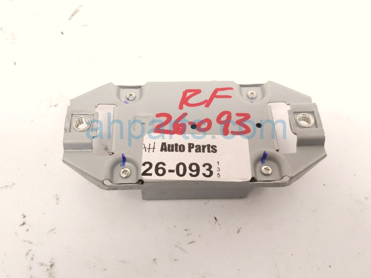 Honda ACTIVE NOISE CTRL MODULE - FR/RH