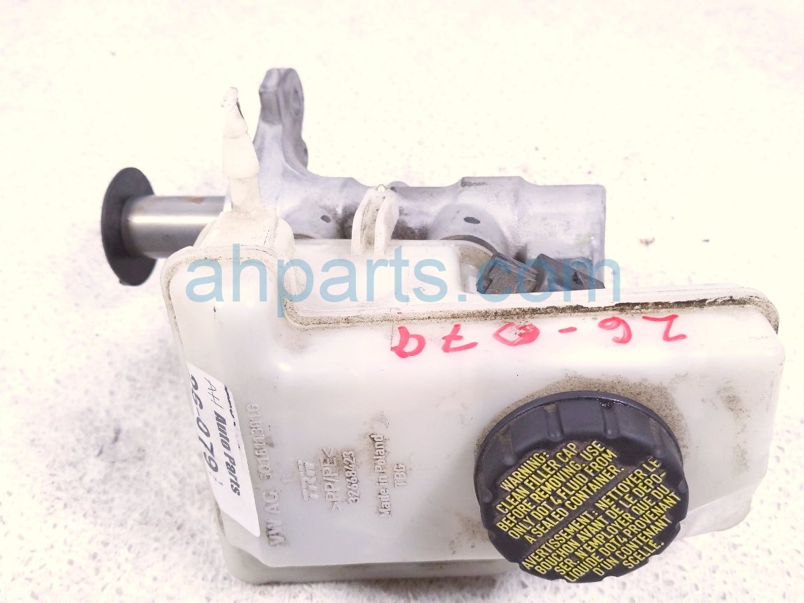 Volkswagen BRAKE MASTER CYLINDER W/RESERVOIR