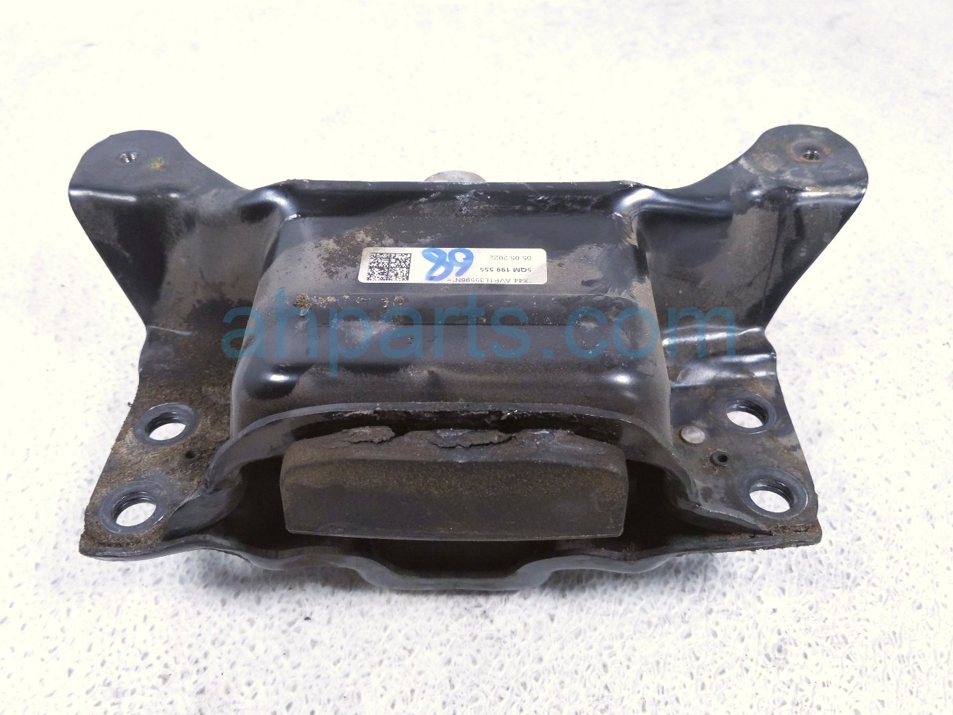Volkswagen LH TRANSMISSION MOUNT - 1.5L