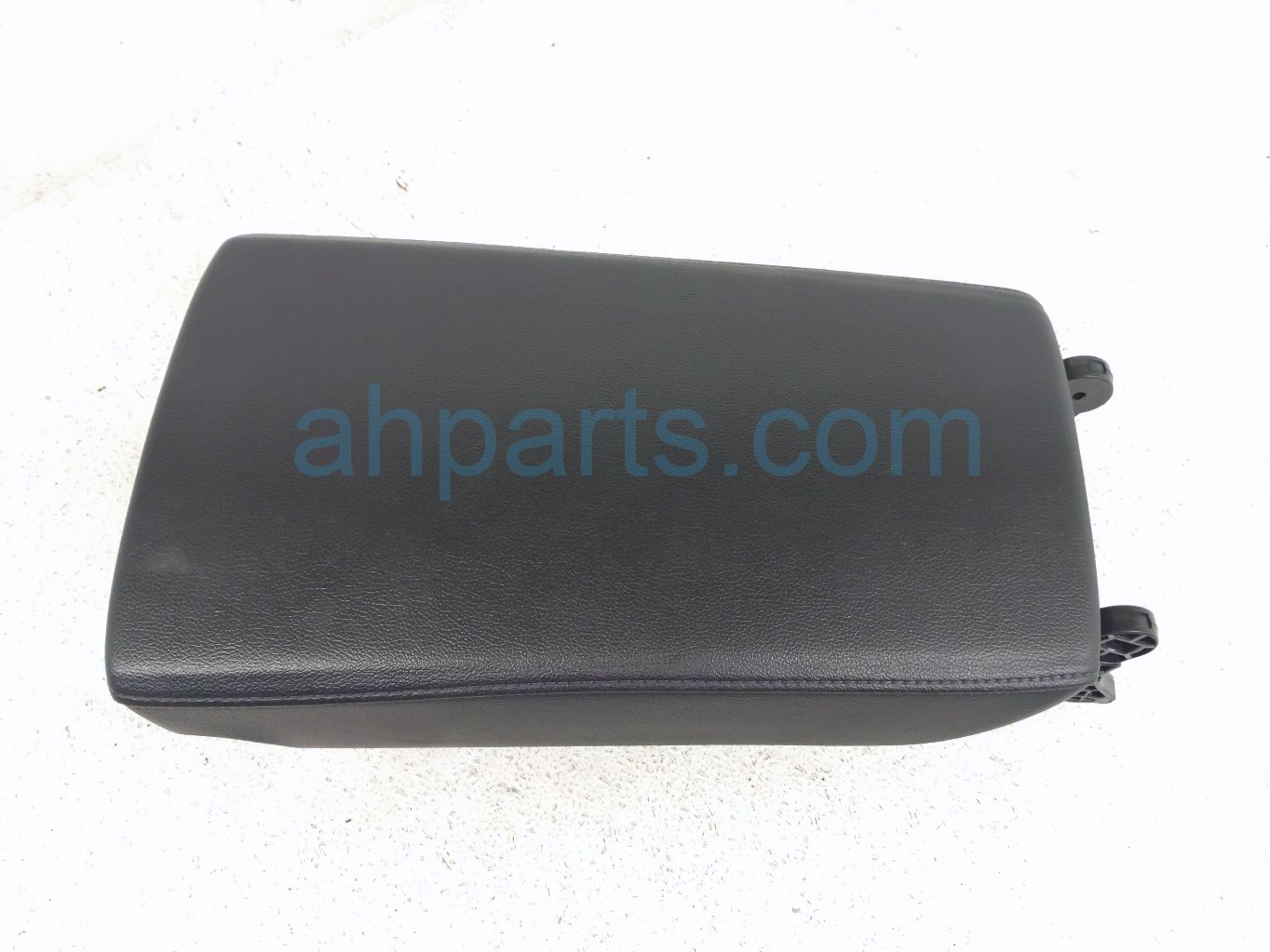 Honda CENTER CONSOLE LID/ARMREST - BLACK