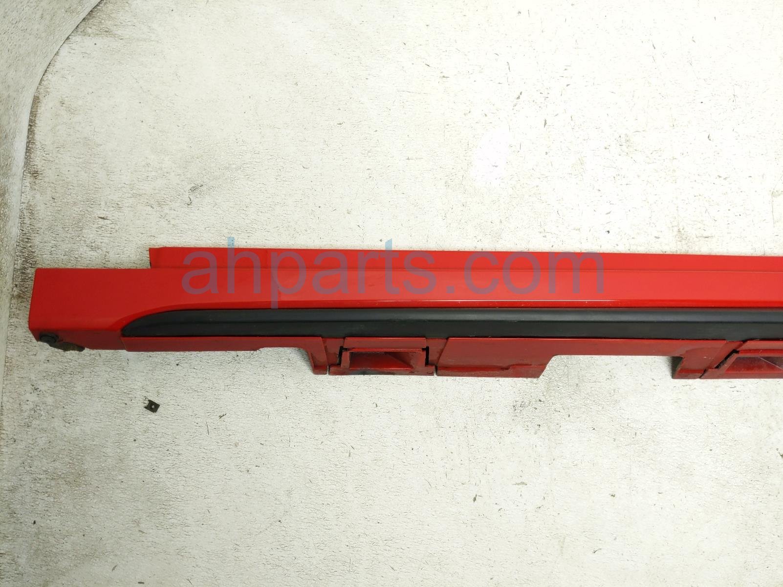 2026 Honda Civic Trim Driver Side Skirt / Rocker Molding Red 71850 T43 000ZB Replacement 2026 Honda Civic Trim Driver Side Skirt / Rocker Molding Red 71850 T43 000ZB Replacement thumbnail
