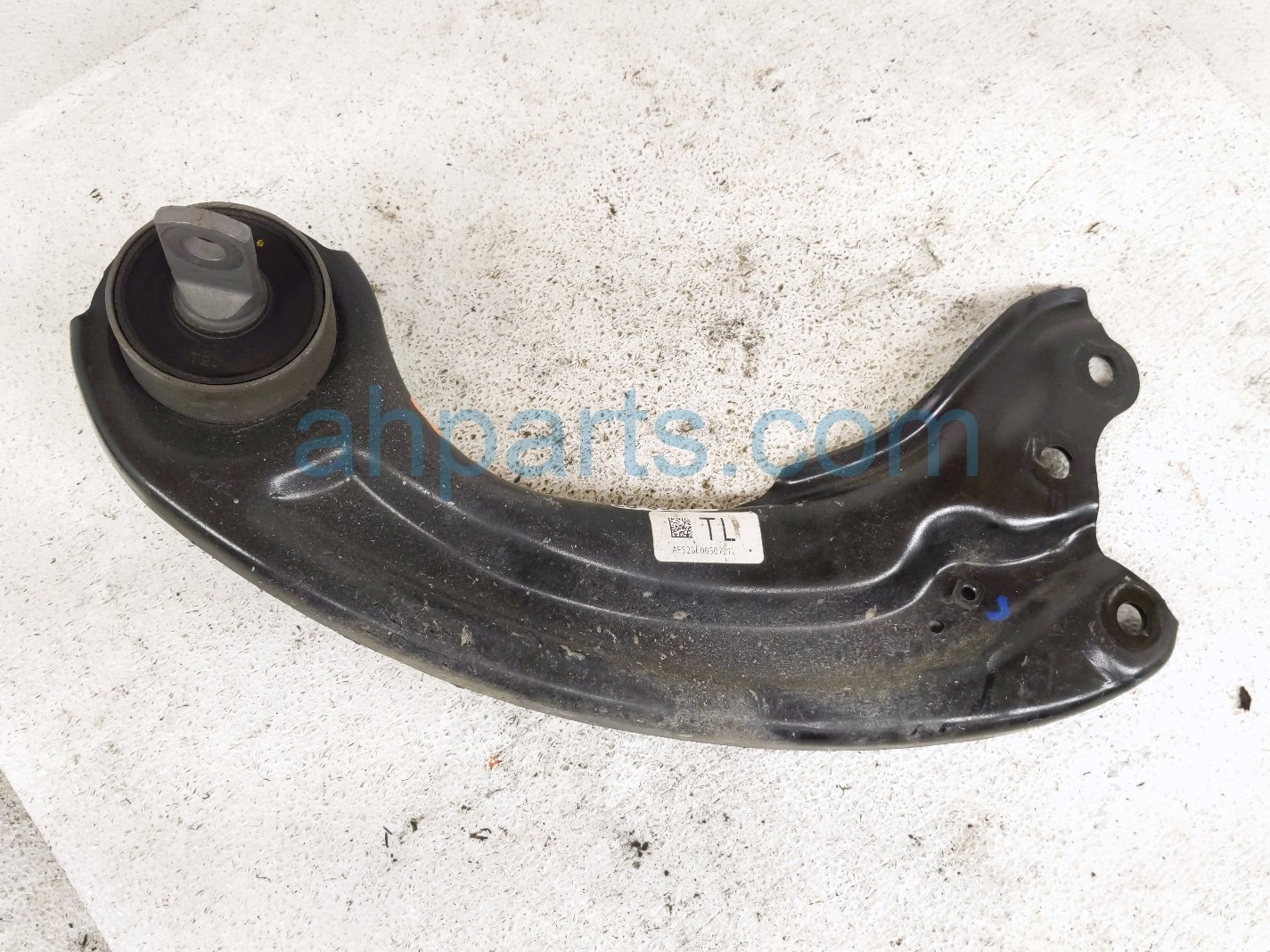  RR/LH TRAILING LOWER CONTROL ARM HYB