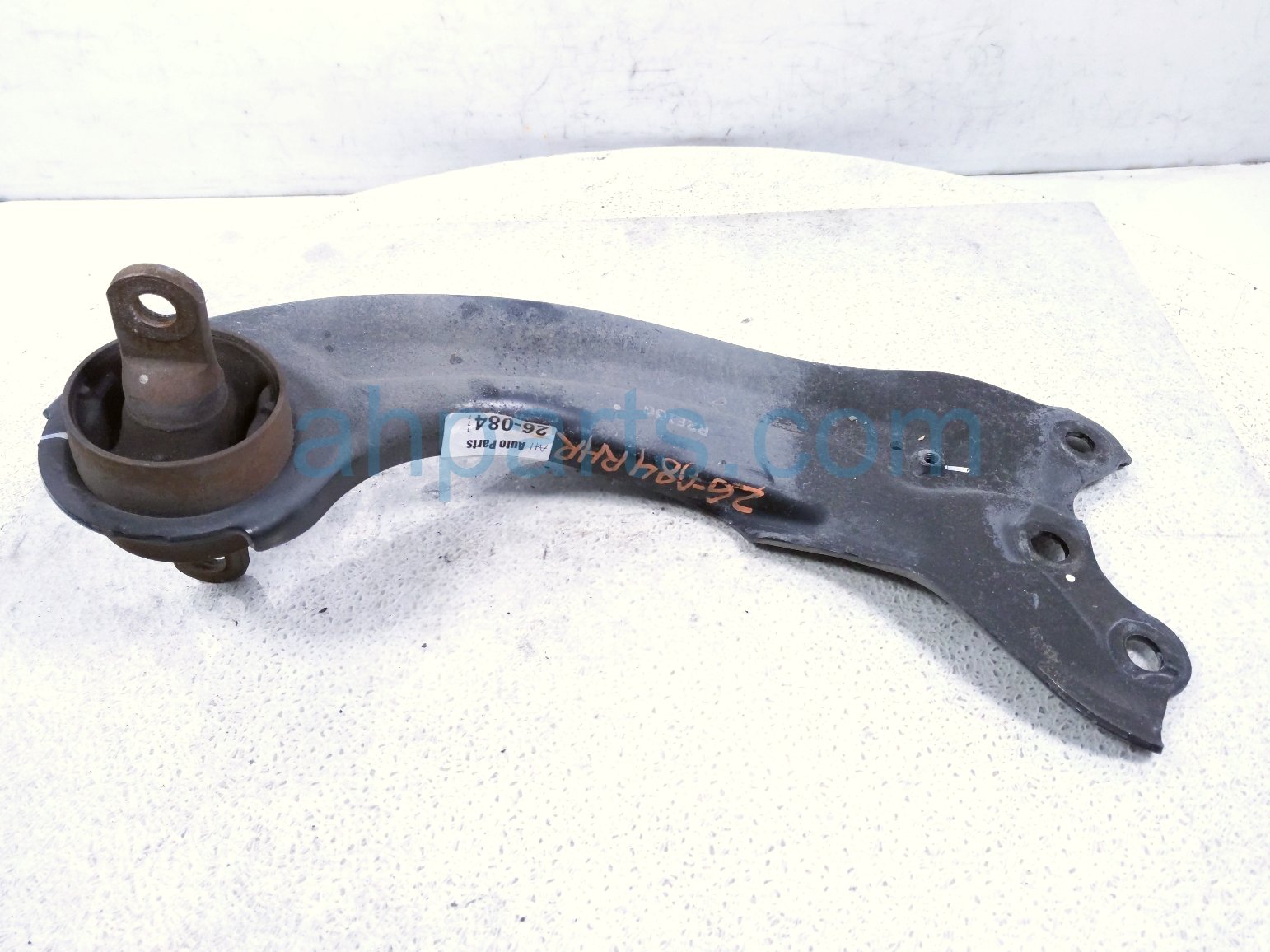 Honda RR/RH TRAILING LOWER CONTROL ARM