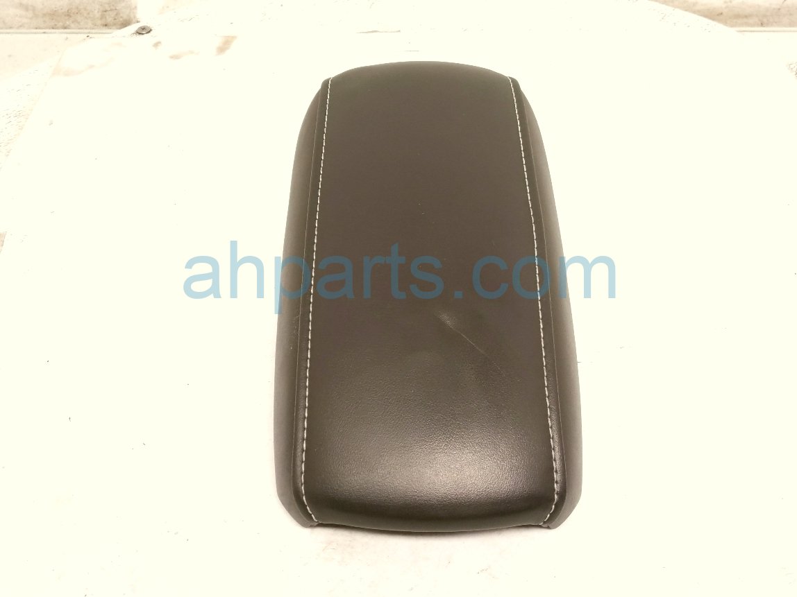 CENTER CONSOLE LID/ARMREST - BLACK