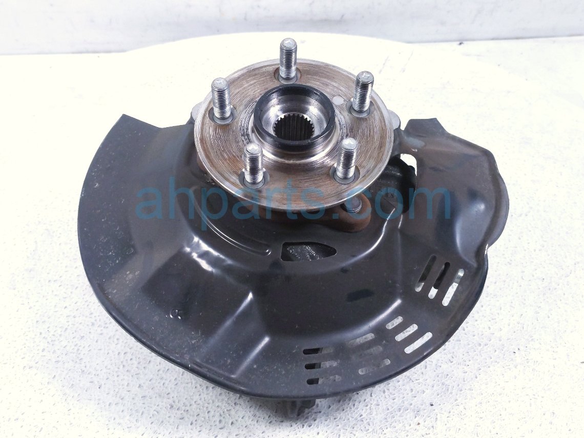 Toyota FR/RH SPINDLE KNUCKLE HUB