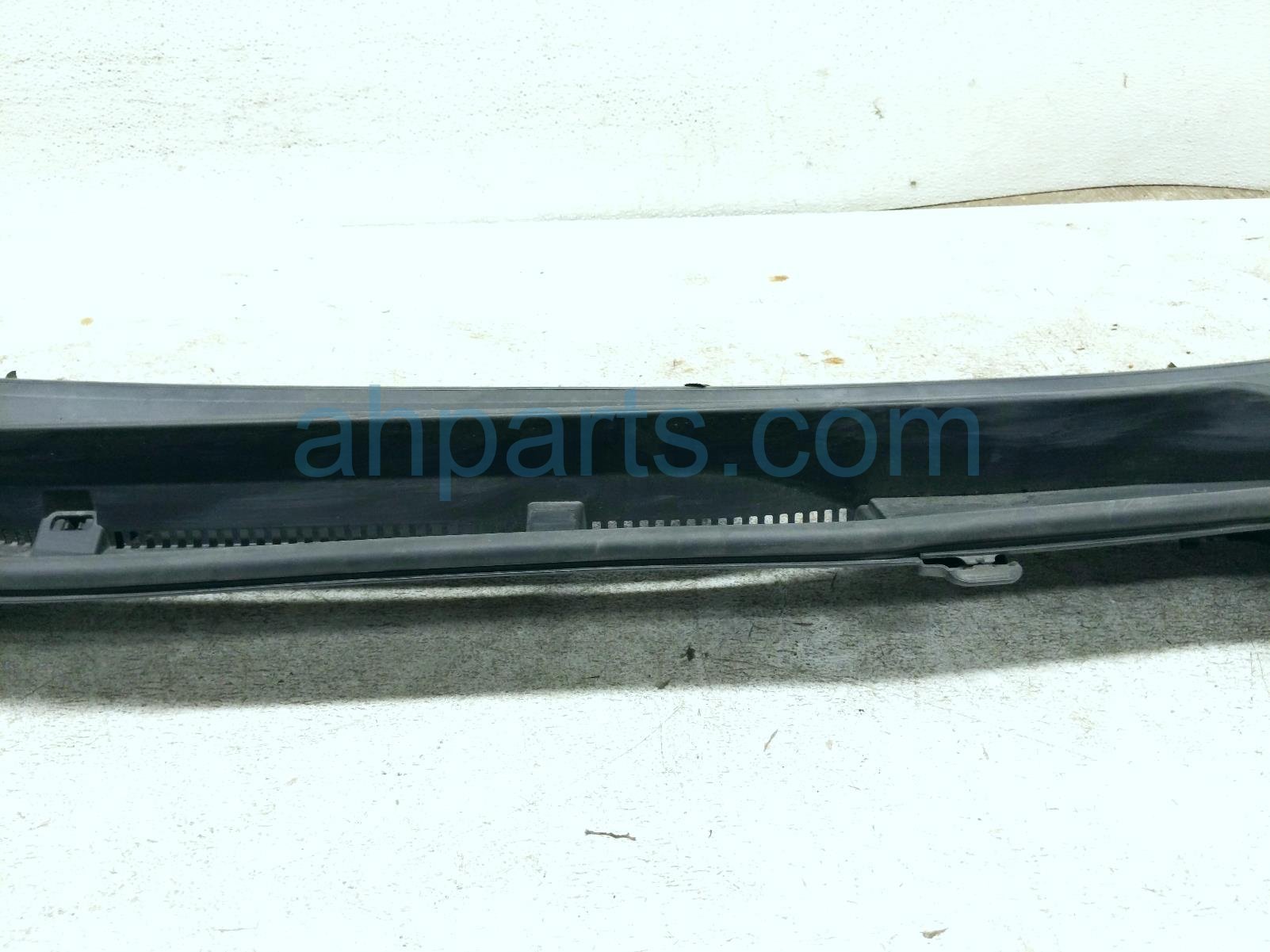 2018 Toyota Rav 4 Cover Windshield Cowl Vent Grille Panel 55708 42181 Replacement 2018 Toyota Rav 4 Cover Windshield Cowl Vent Grille Panel 55708 42181 Replacement thumbnail