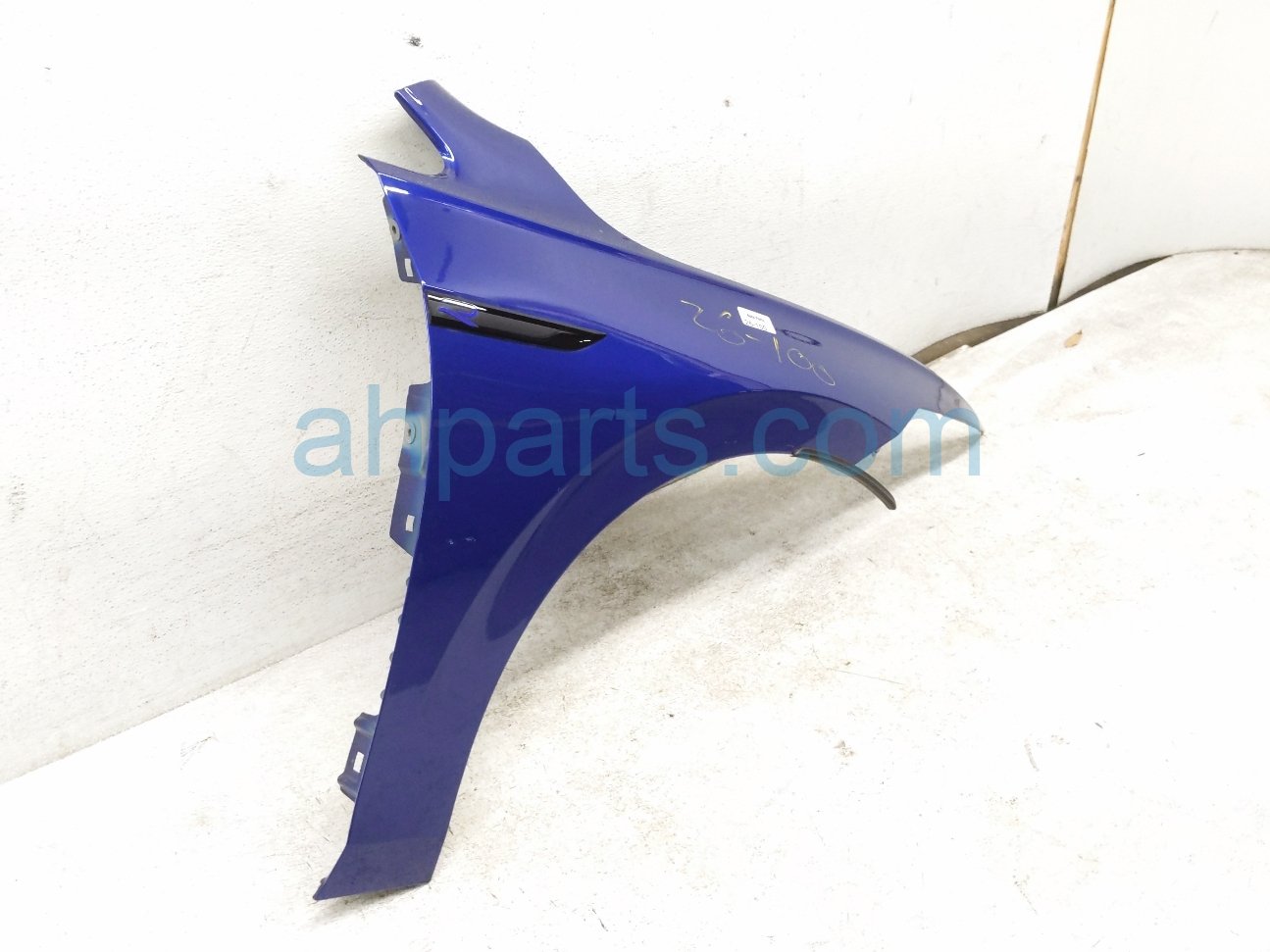 2023 Volkswagen Golf Front Passenger Fender Blue 5H0 821 022 B Replacement 2023 Volkswagen Golf Front Passenger Fender Blue 5H0 821 022 B Replacement thumbnail