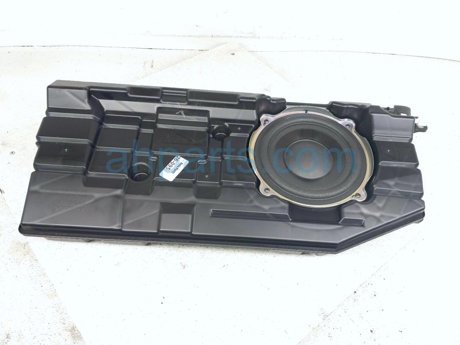 Honda REAR SPEAKER / SUBWOOFER