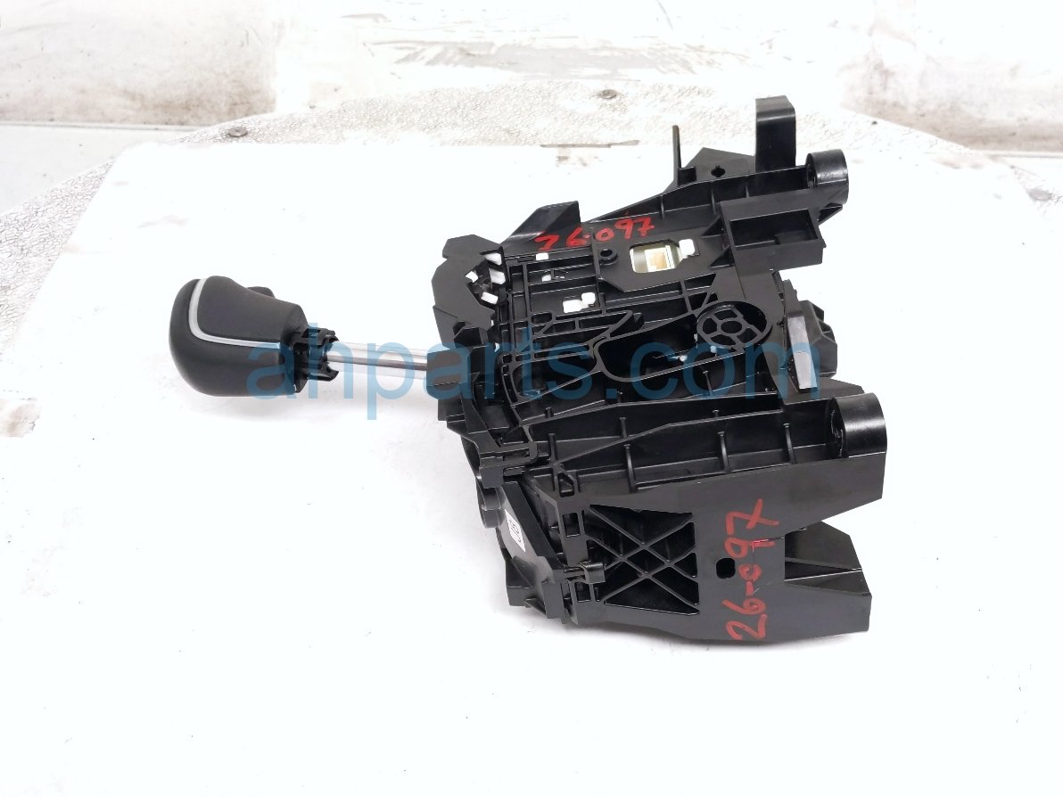 Toyota A/T SHIFTER SELECT LEVER ASSY -SE